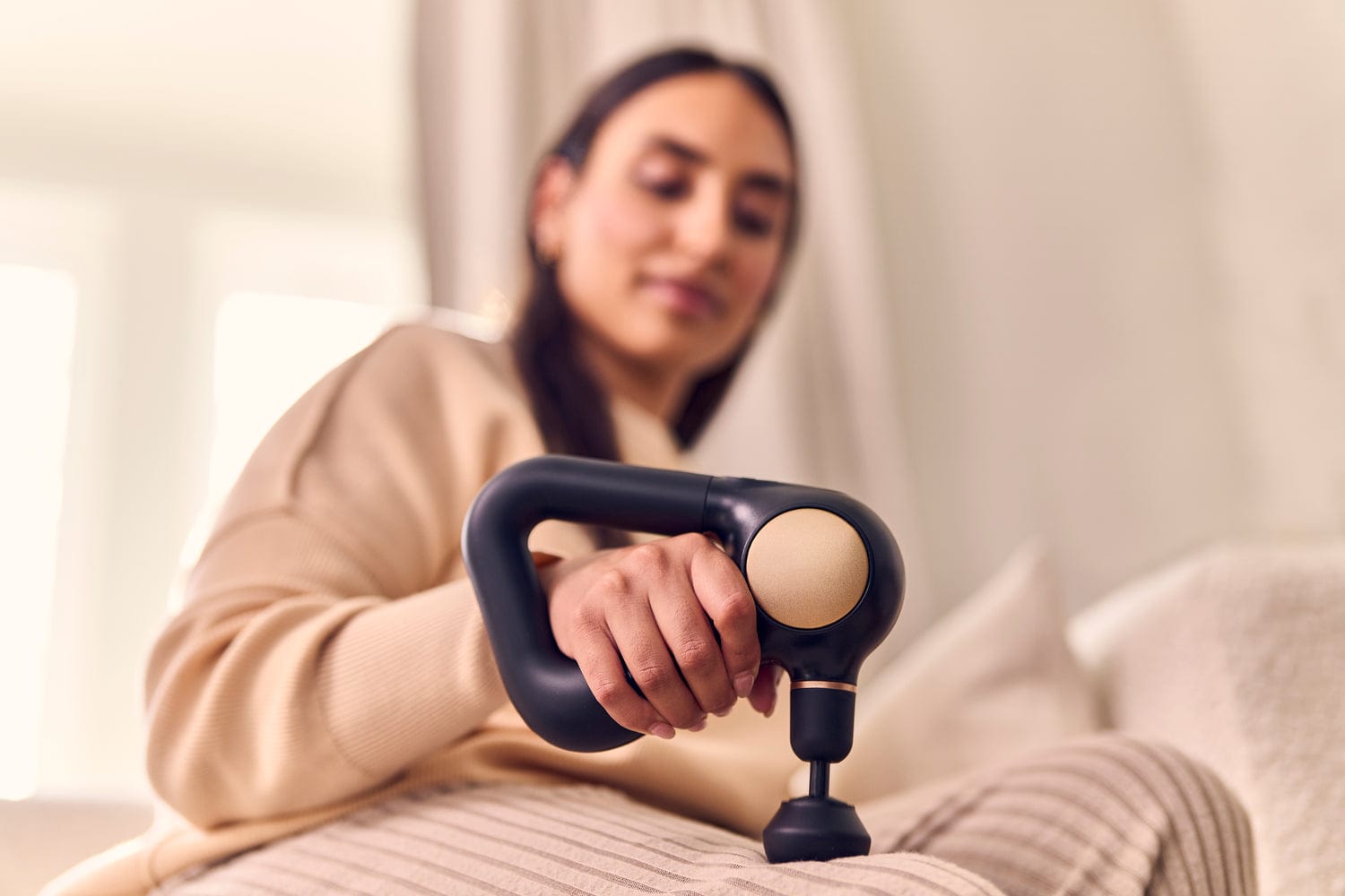 Theragun Sense Massage Gun, Smart Tech, FDA Registered, Black - Certified Refurbished