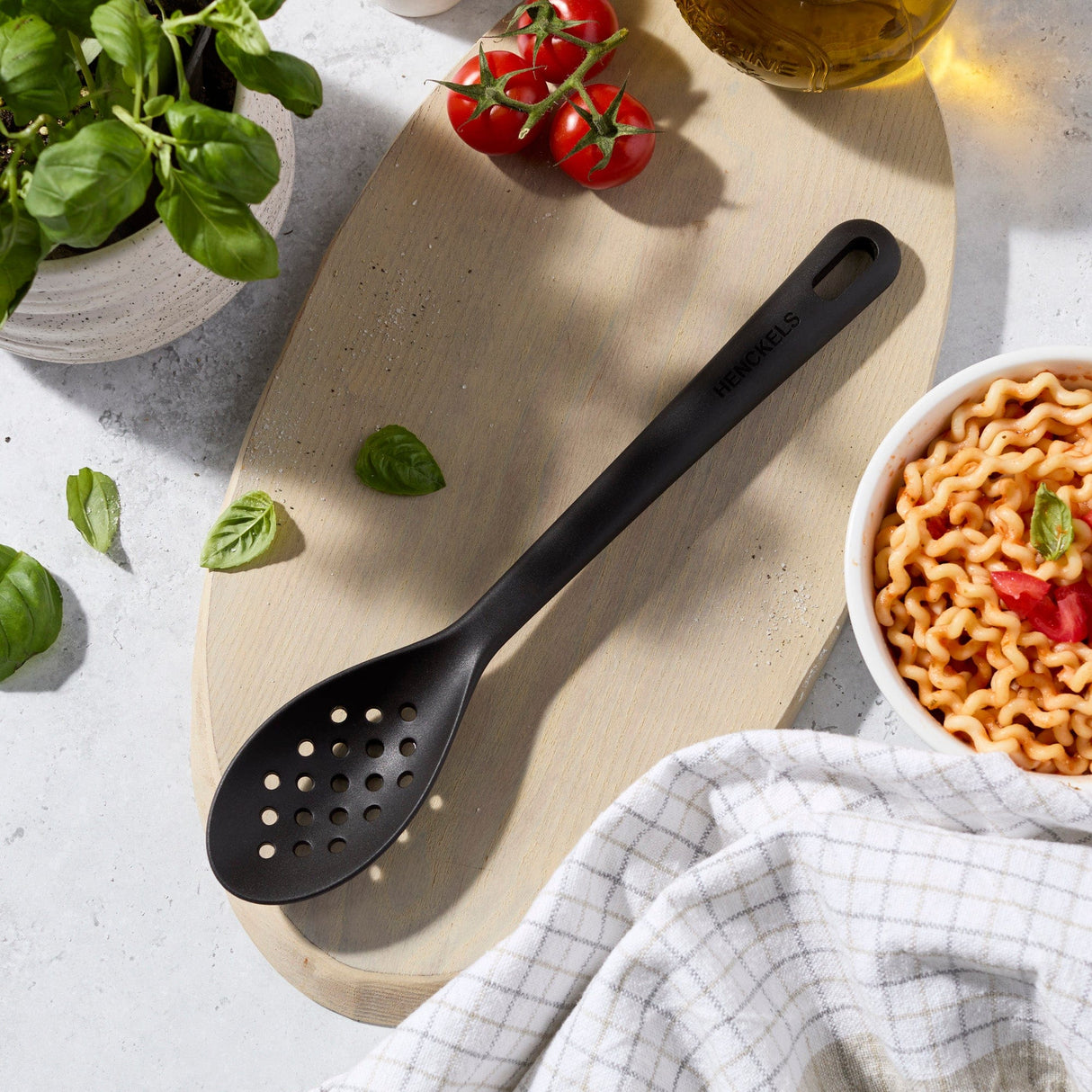 Henckels Silicone Onyx Skimming Spoon, BPA-Free Cooking Utensil