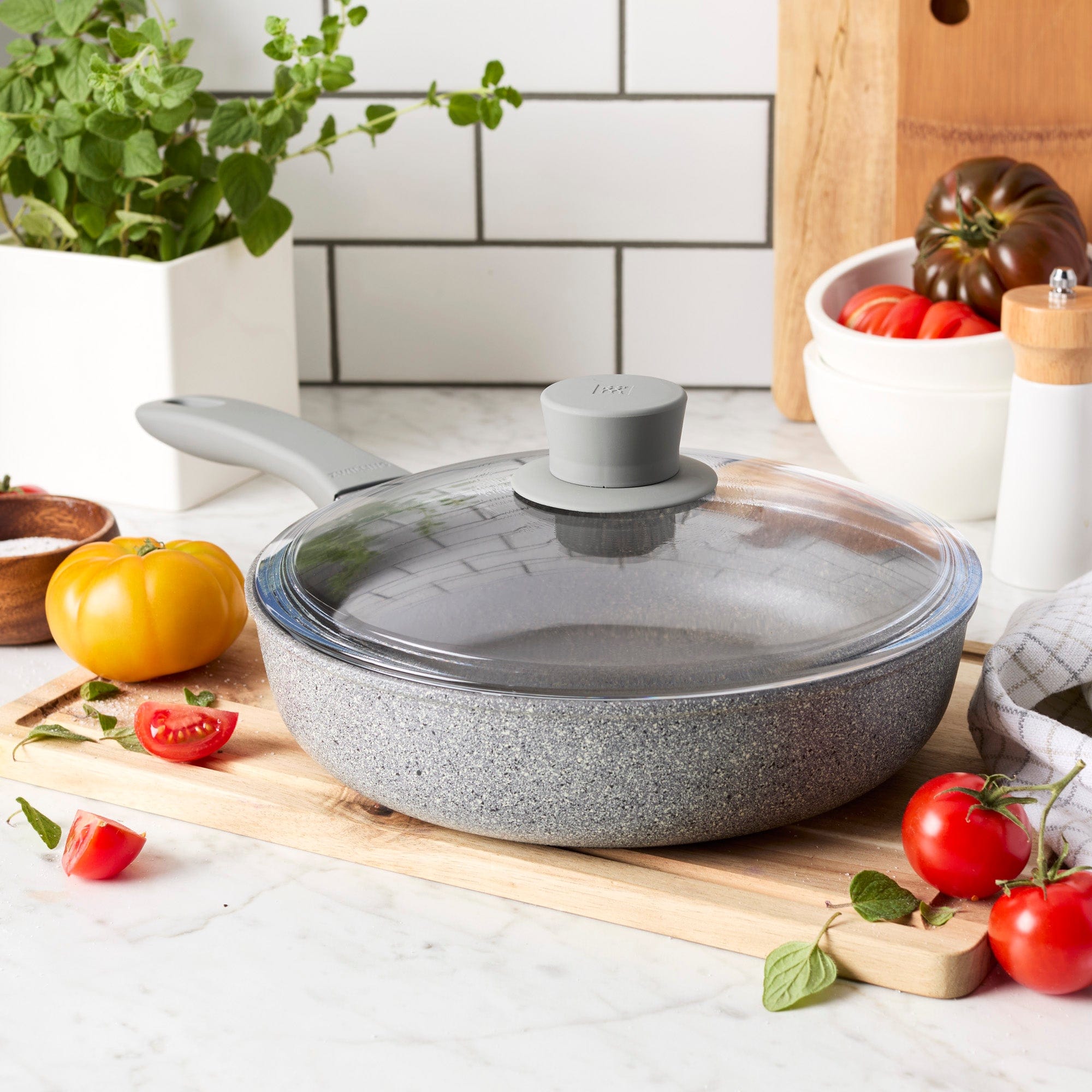 Zwilling Parma Plus 2.6-qt Aluminum Nonstick Saute Pan with Lid