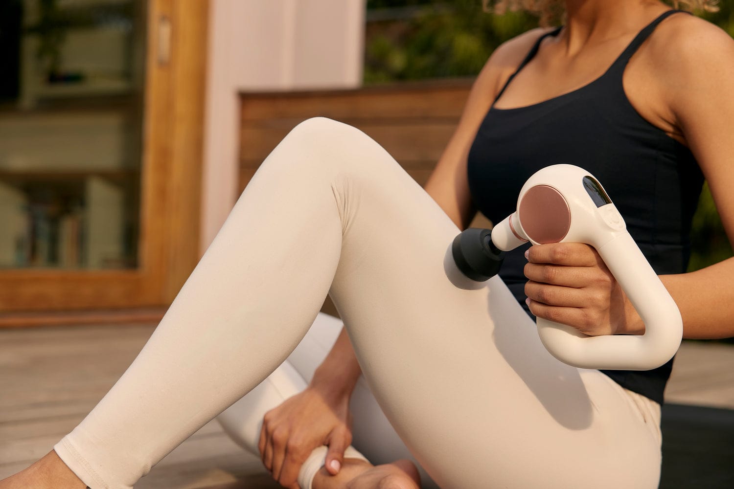 Theragun Sense Massage Gun, Smart Tech, FDA Registered, White - Certified Refurbished