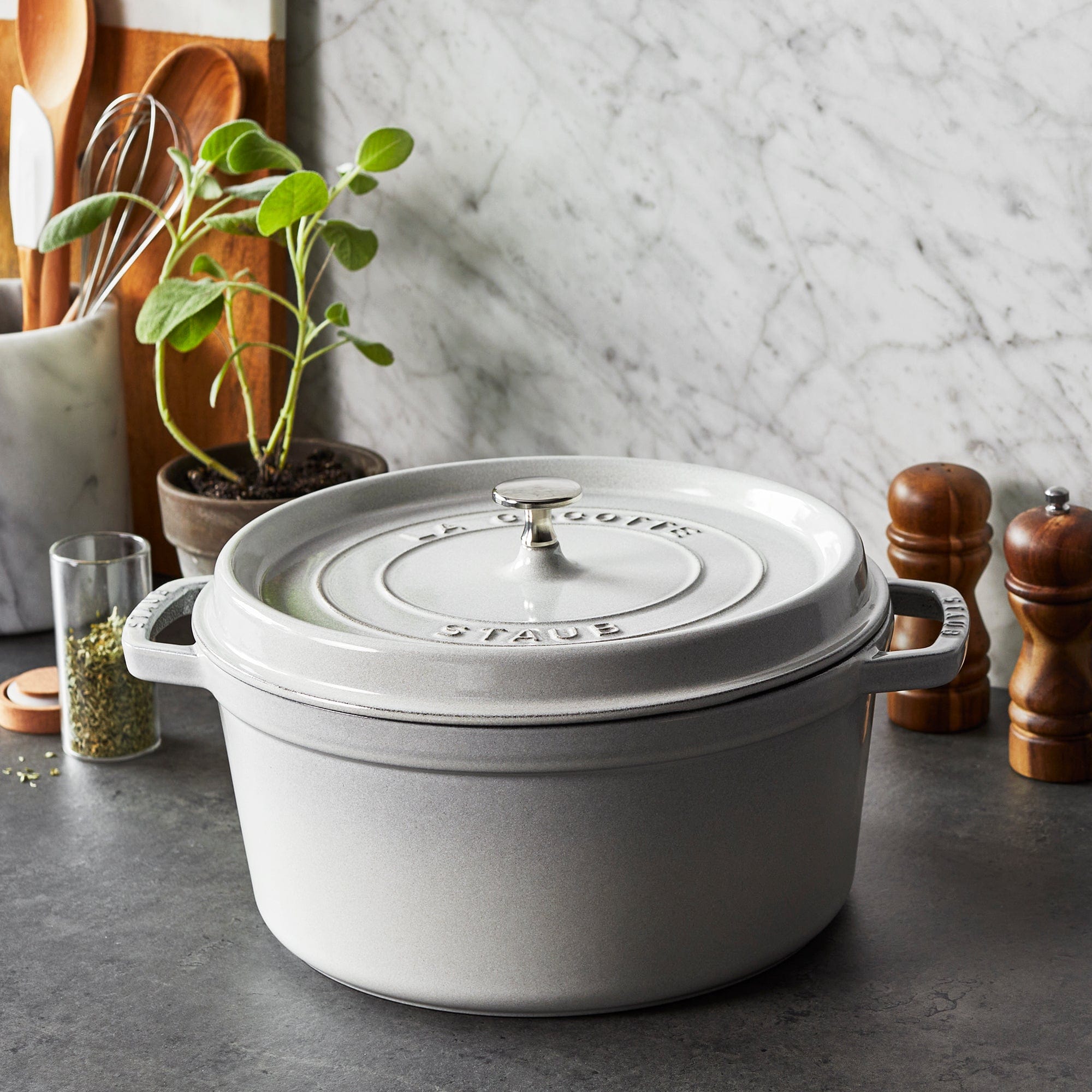 Staub Cast Iron 7-qt Round Cocotte, Dutch Oven - White Truffle