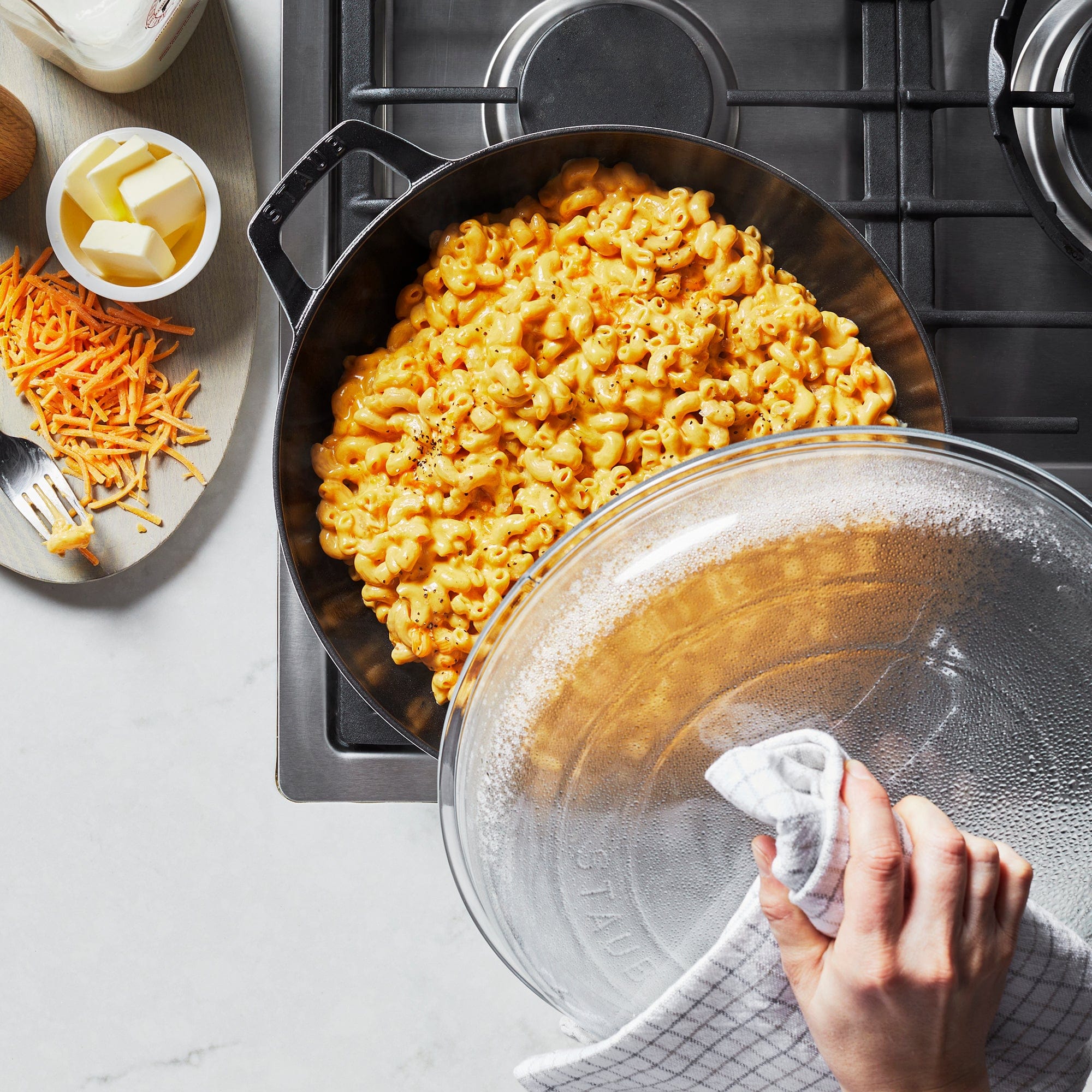 Staub Cast Iron 3.5-qt Braiser with Glass Lid - White
