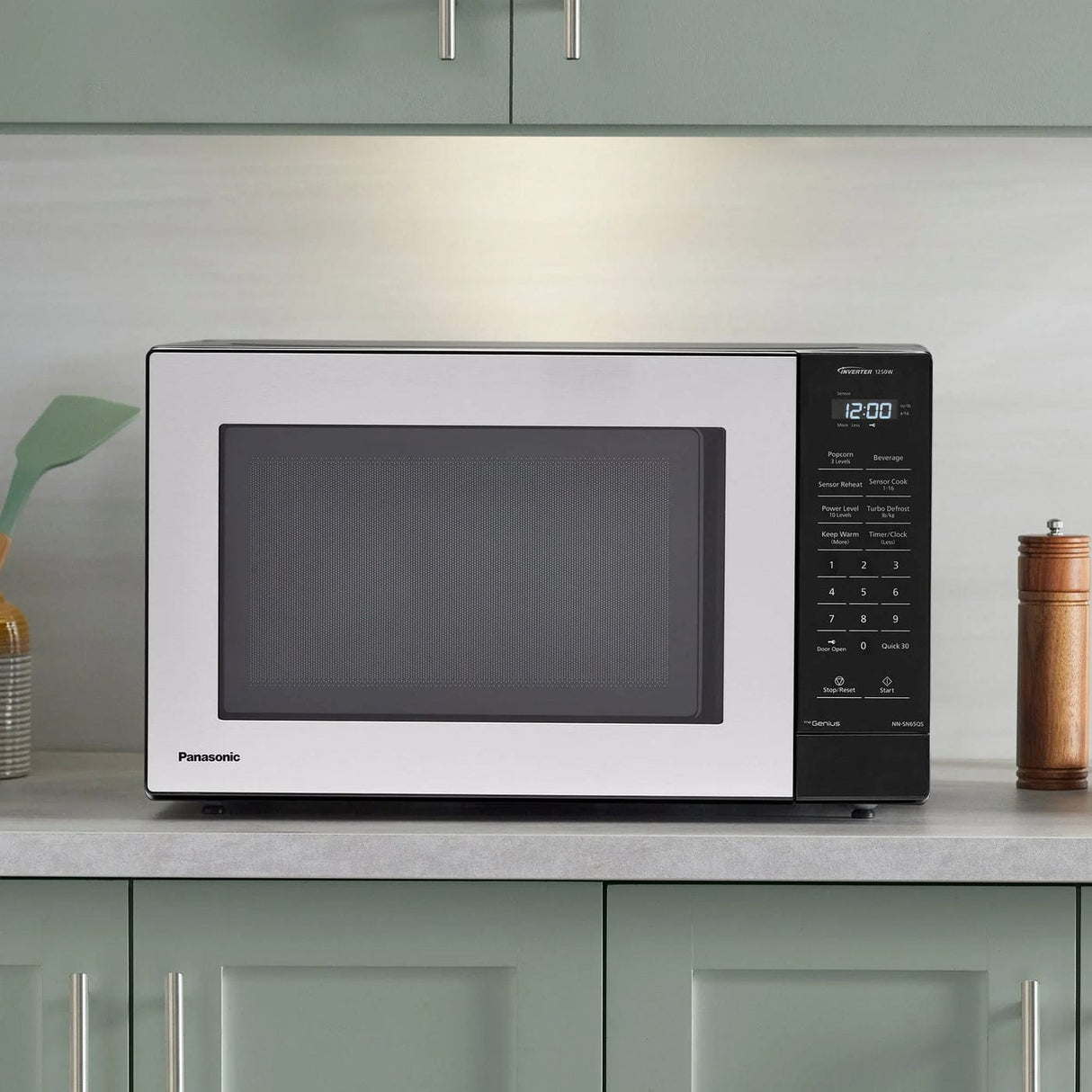 Panasonic 1.2 Cu. Ft. 1250W Inverter Microwave Oven - Certified Refurbished