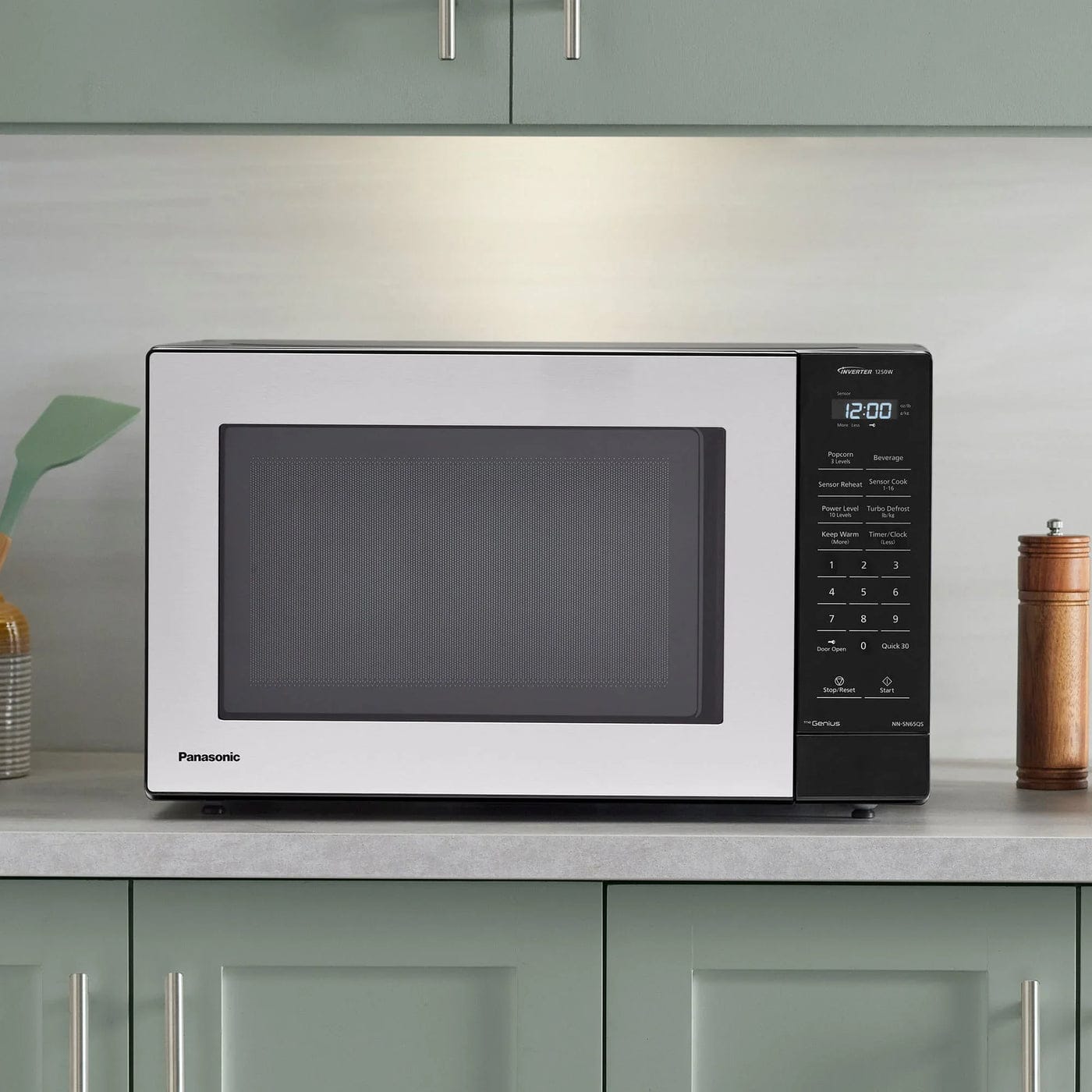 Panasonic 1.2 Cu. Ft. 1250W Inverter Microwave Oven - Certified Refurbished