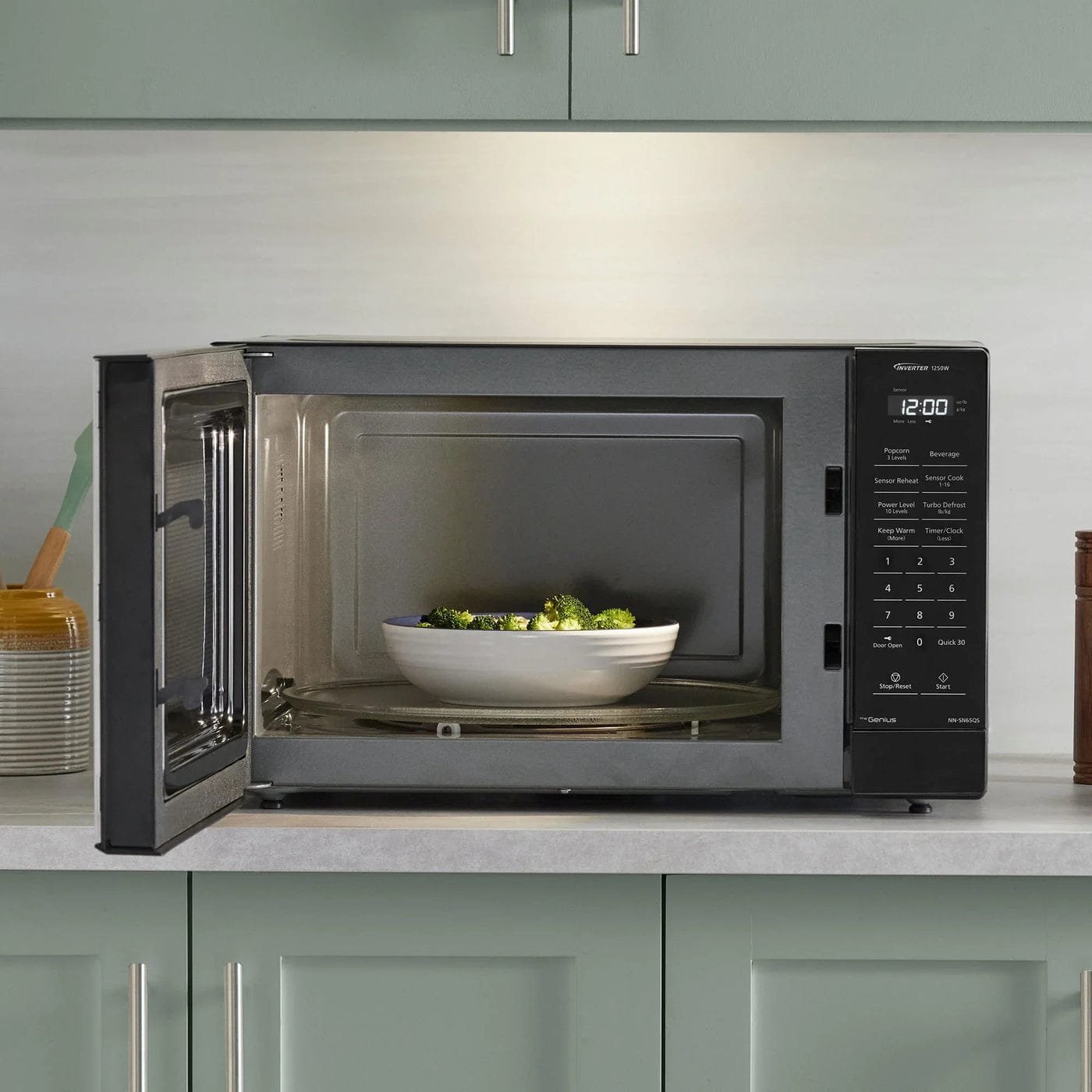 Panasonic 1.2 Cu. Ft. 1250W Inverter Microwave Oven - Certified Refurbished