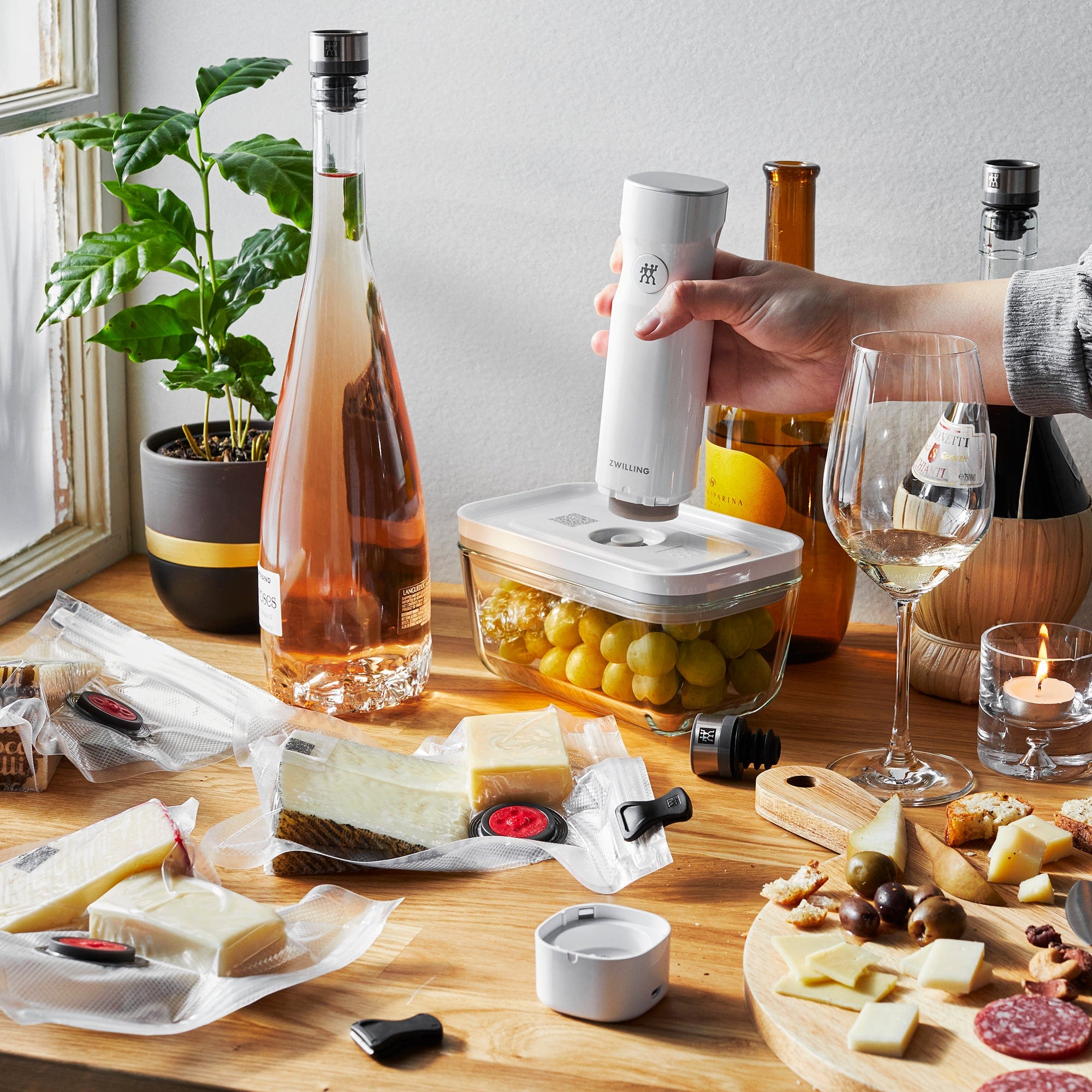 Zwilling Fresh & Save 3-pc Vacuum Wine Sealer (Set of 3), Gift Set