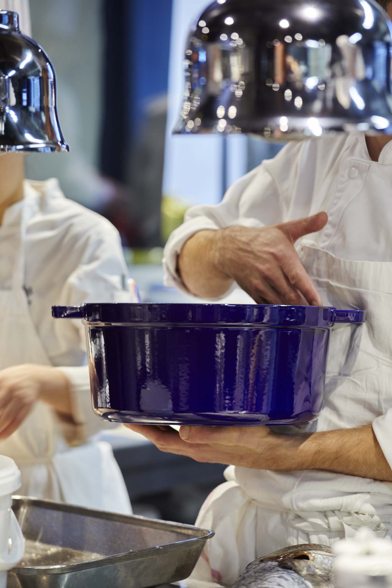 Staub Cast Iron 9-qt Round Cocotte, Dutch Oven - Dark Blue