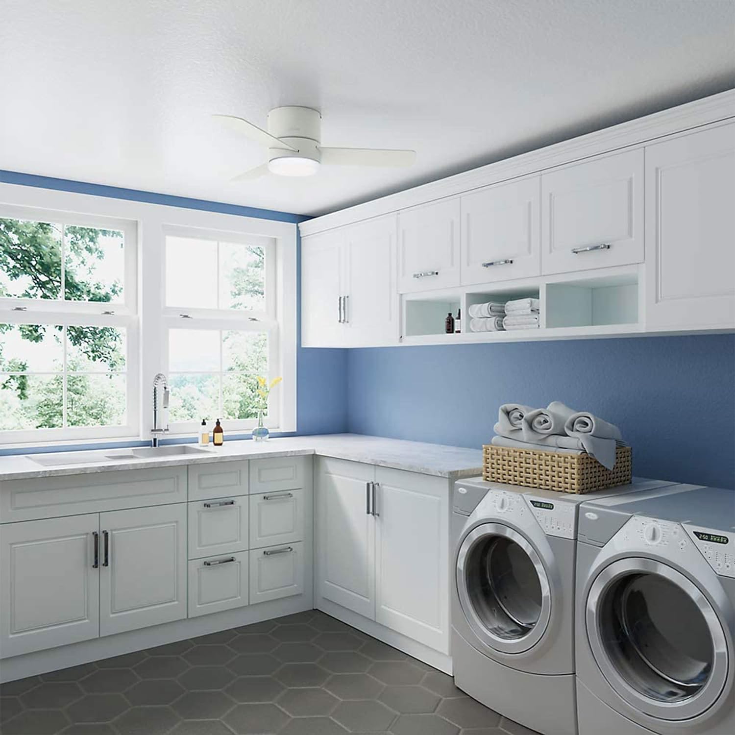 Hunter Fans 44" Low Profile Ultra Quiet Minimus Ceiling Fan with LED Light + Remote, Fresh White