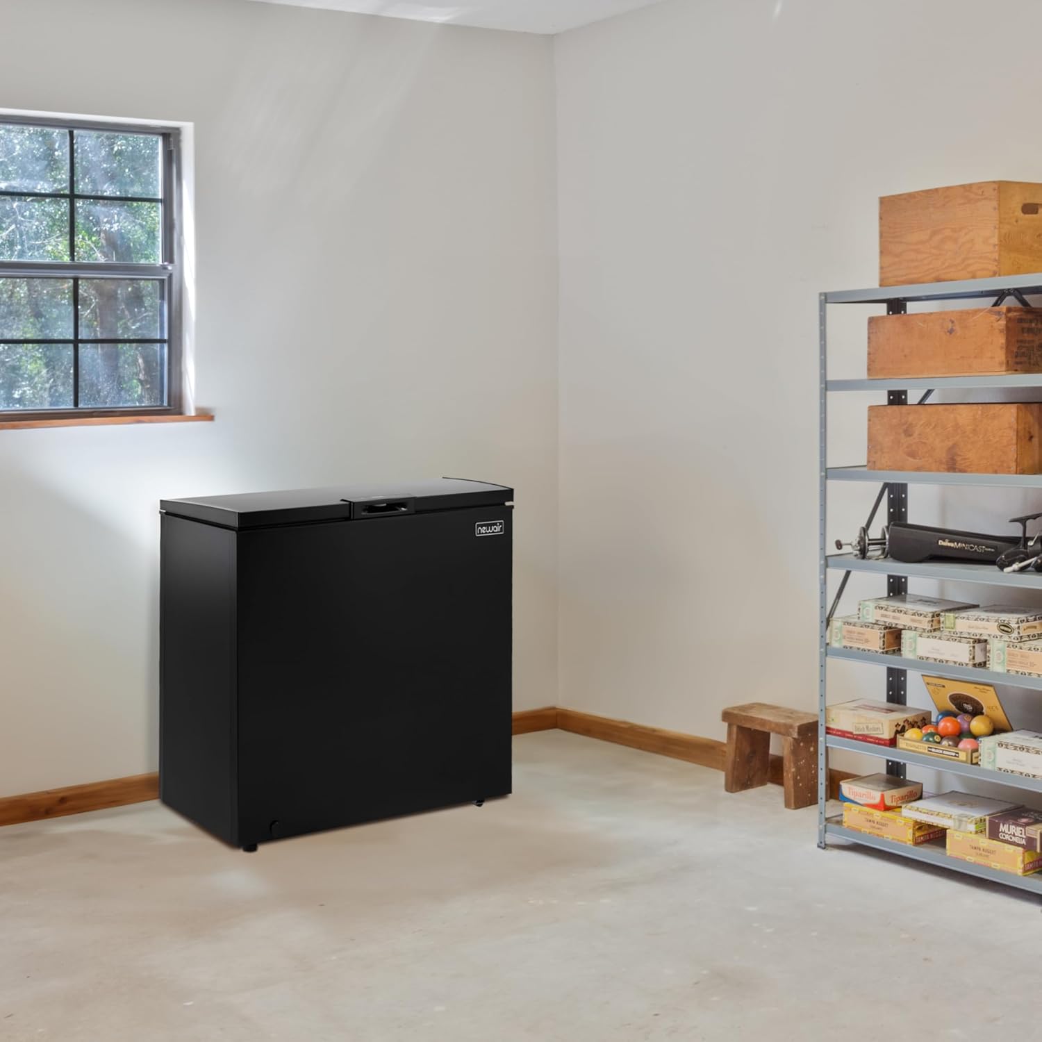 Newair Compact Chest Freezer with Temperature Control, 6.7 Cu. Ft., Black - Certified Refurbished