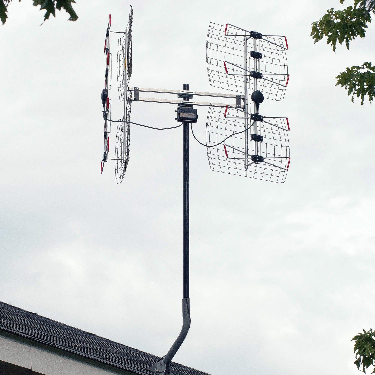Antennas Direct 8-Element Bowtie UHF Outdoor HDTV Antenna, Multi-Directional, 70+ Mile Range, 4K 8K UHD NEXTGEN TV with All-Weather Mounting Hardware