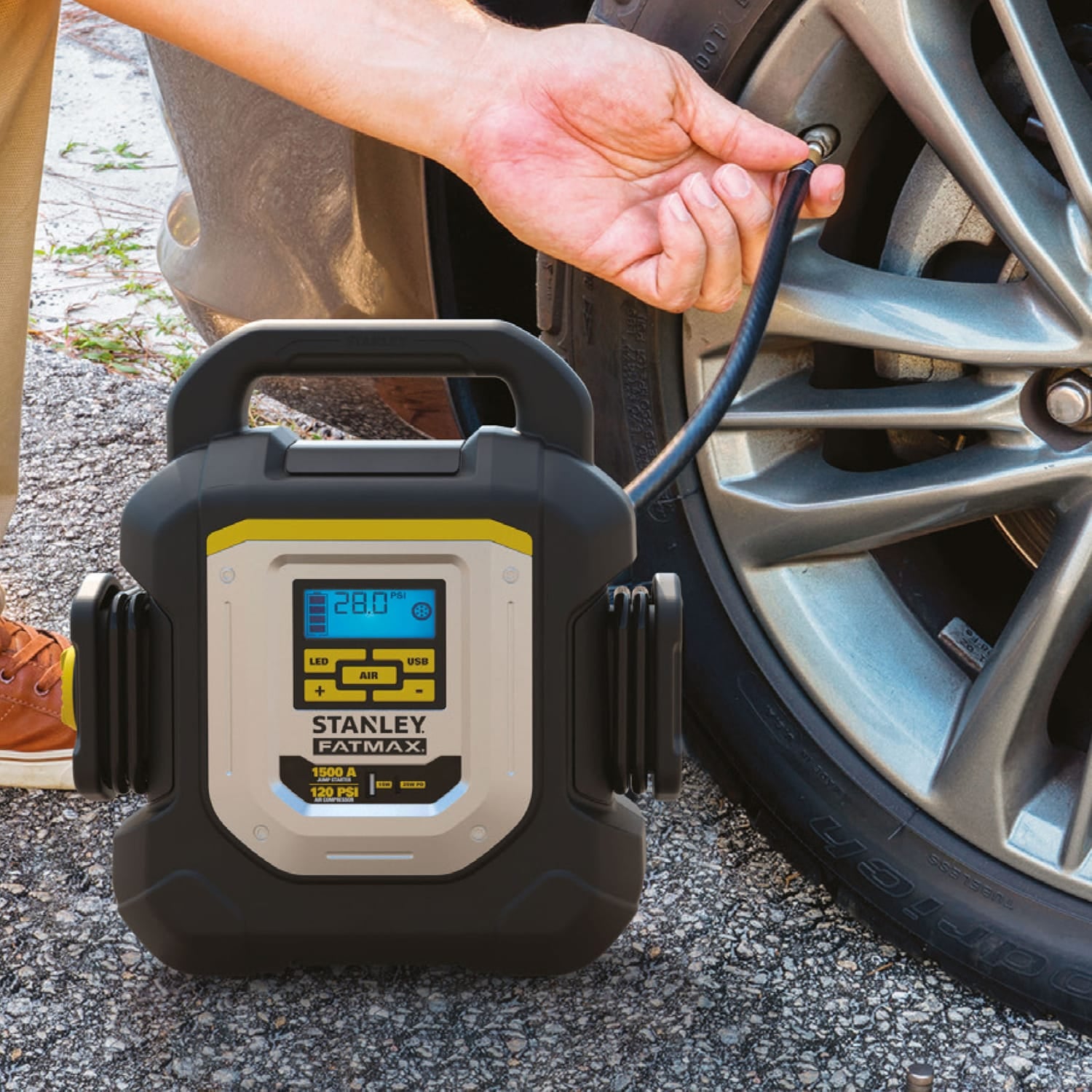 Stanley FATMAX Portable Car Jump Starter, 120-PSI Air Compressor, USB Power Bank with 1500-Amp Peak for V8 Cars/Trucks, and LED Light