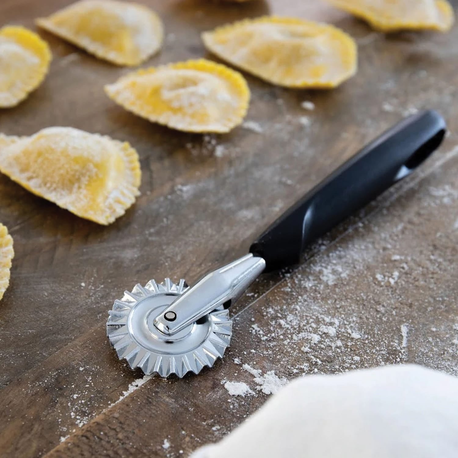 Better Houseware Ravioli and Pastry Wheel
