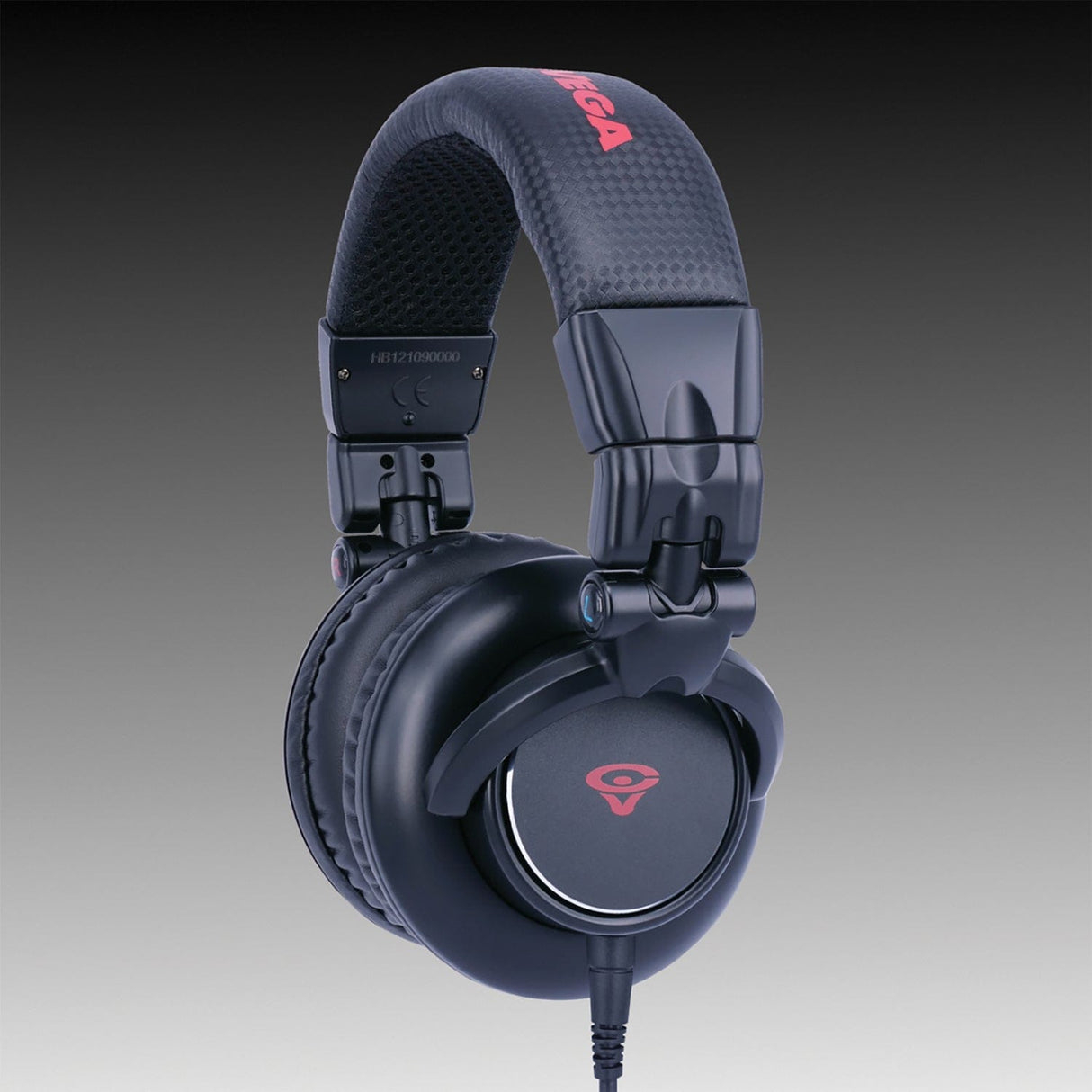 Cerwin-Vega HB Series Wired Over-Ear Professional Headphones with Detachable Straight and Coiled Cords and 3.5-mm to 1/4-In. Connector Adapter, HB1