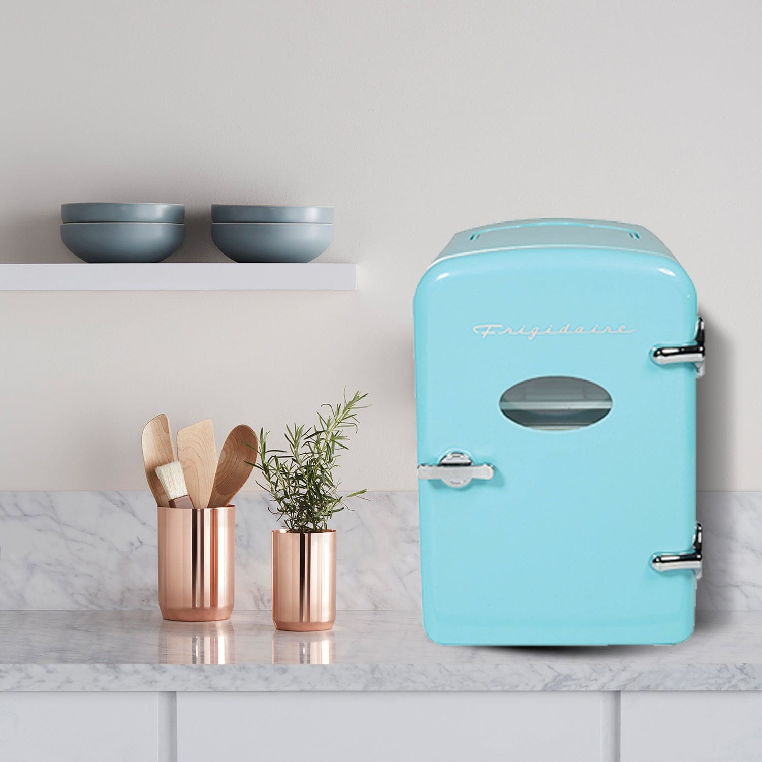 Frigidaire 9-Can 48-Watt Portable Retro Mini Refrigerator, Blue