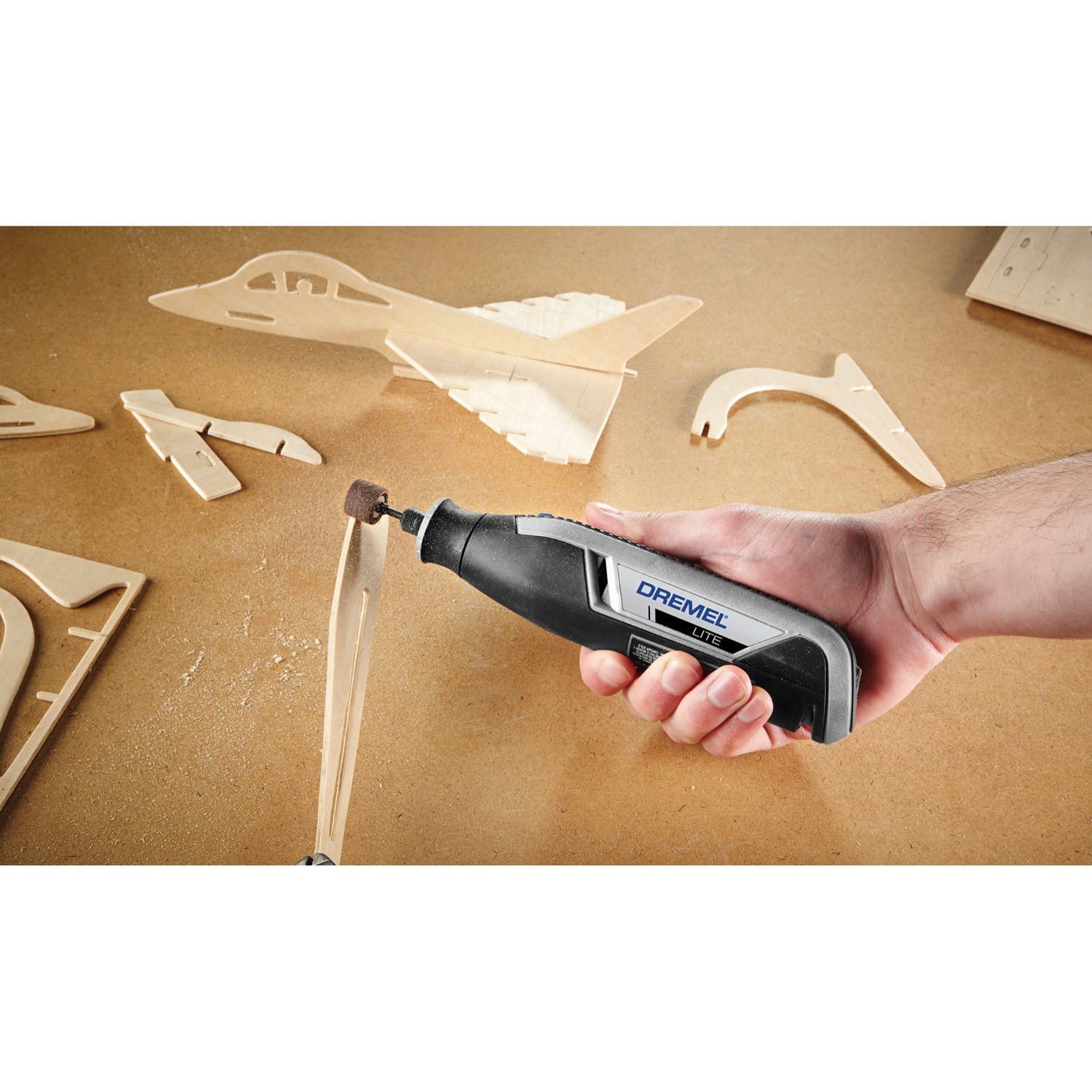 Dremel Lite 4-Volt Multipurpose Cordless Rotary Tool