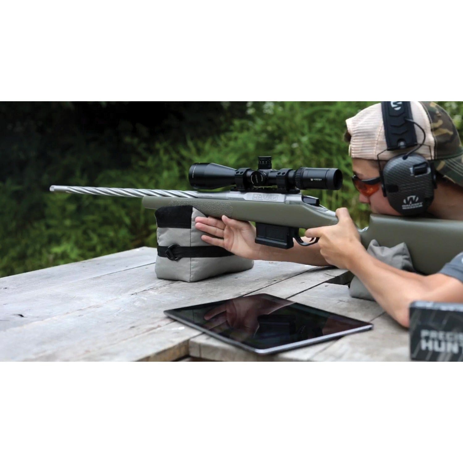 Walker's Game Ear Razor Electronic Muff, Carbon