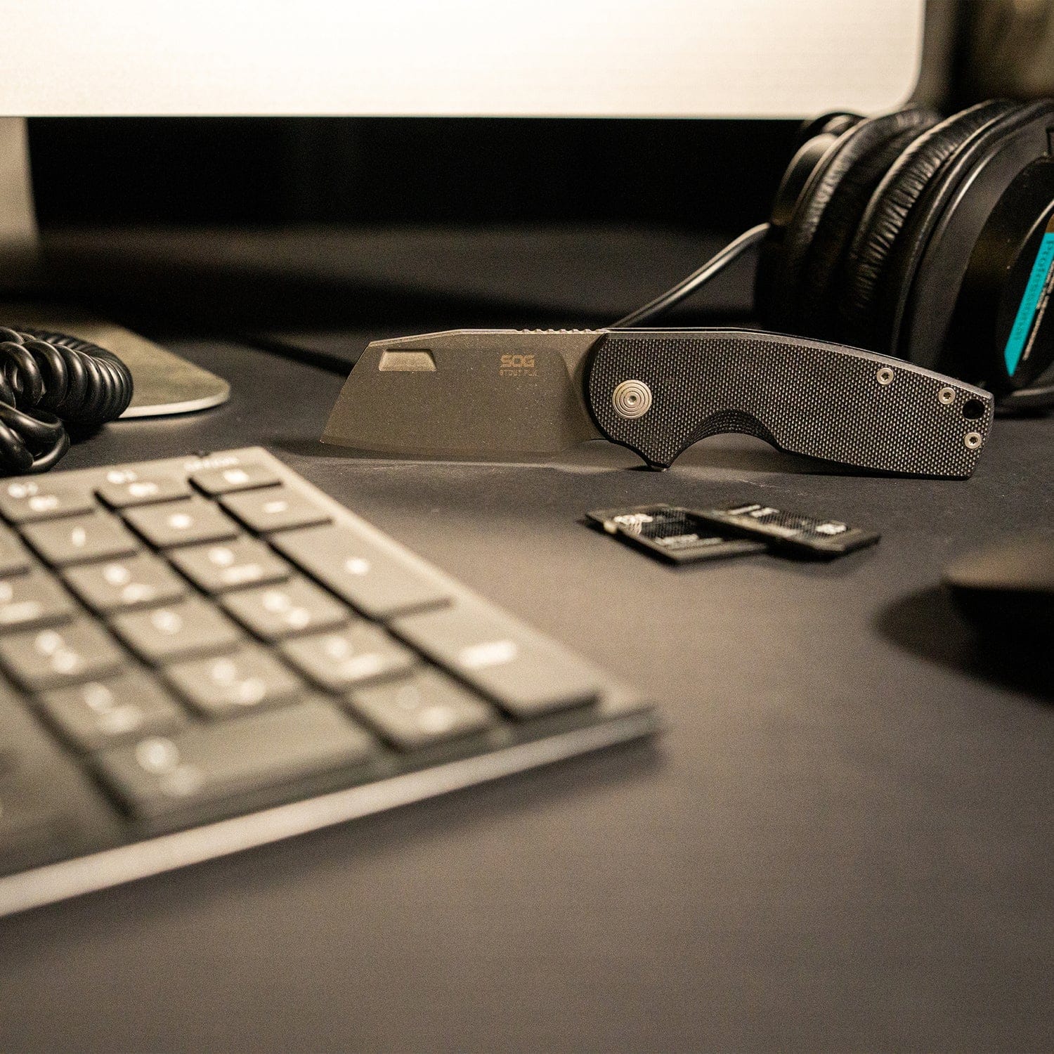 SOG Stout FLK with 2.4-In. Cleaver-Style Blade, Black and Stonewash