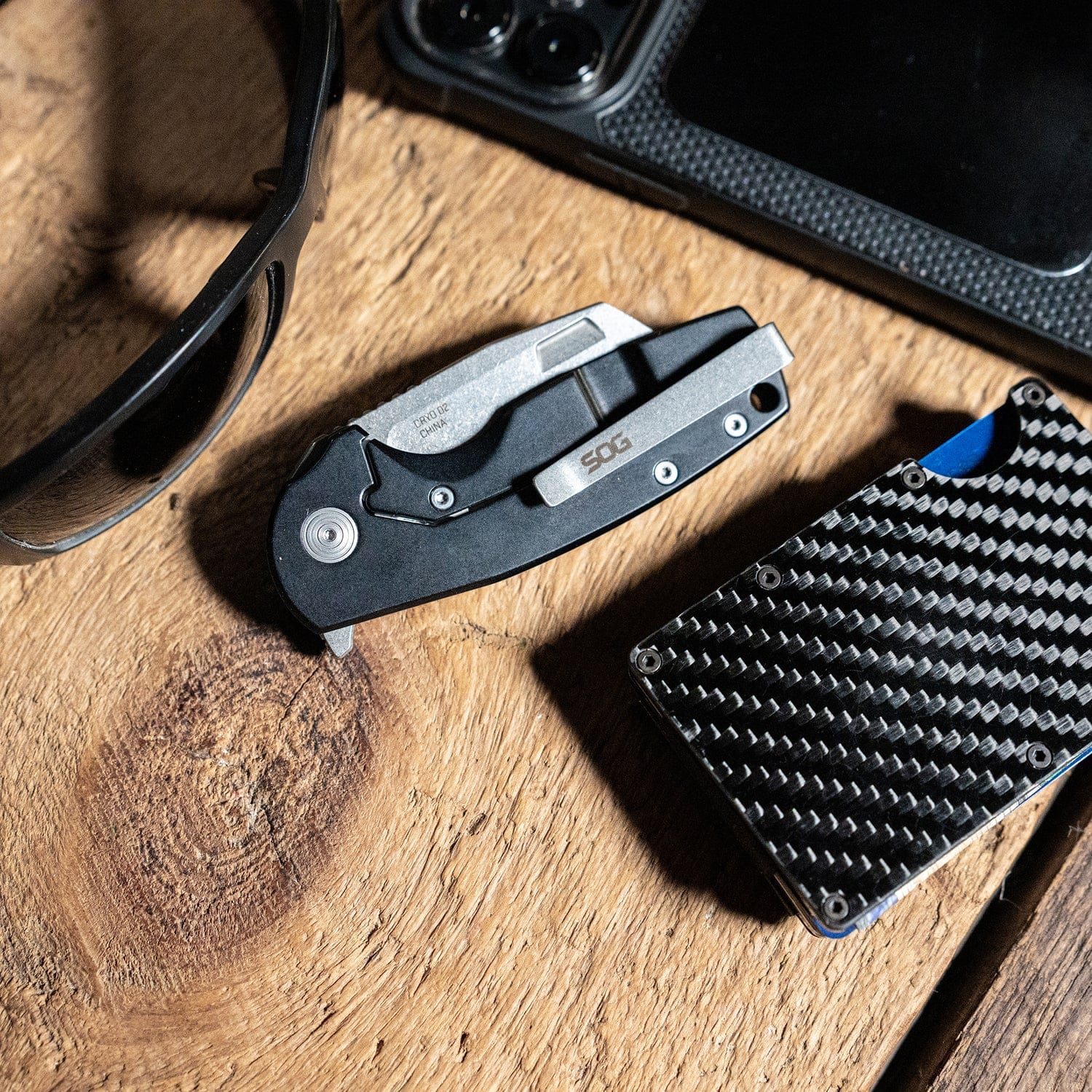 SOG Stout FLK with 2.4-In. Cleaver-Style Blade, Black and Stonewash