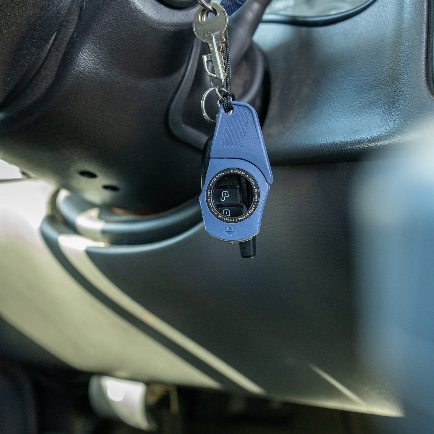 SOG Rapid Rescue Pocket Seatbelt Cutter and Glass Breaker with Removable Sheath, Midnight Blue