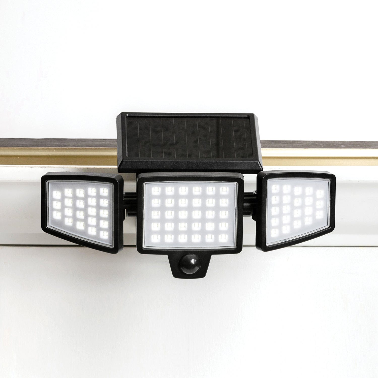 Insert Toolless Products Easy-Install 1000-Lumen Gutter-Mount Triple-Head Solar Security Light, Black