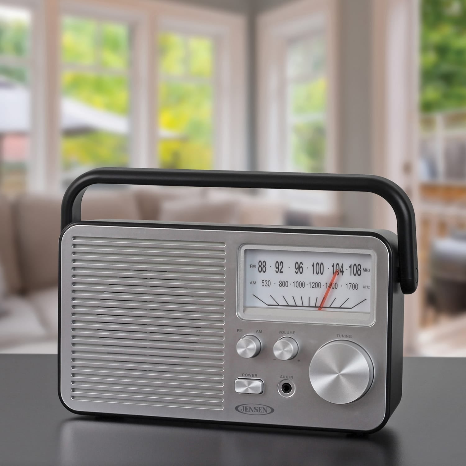 Jensen MR-750 Portable AM/FM Radio, Black