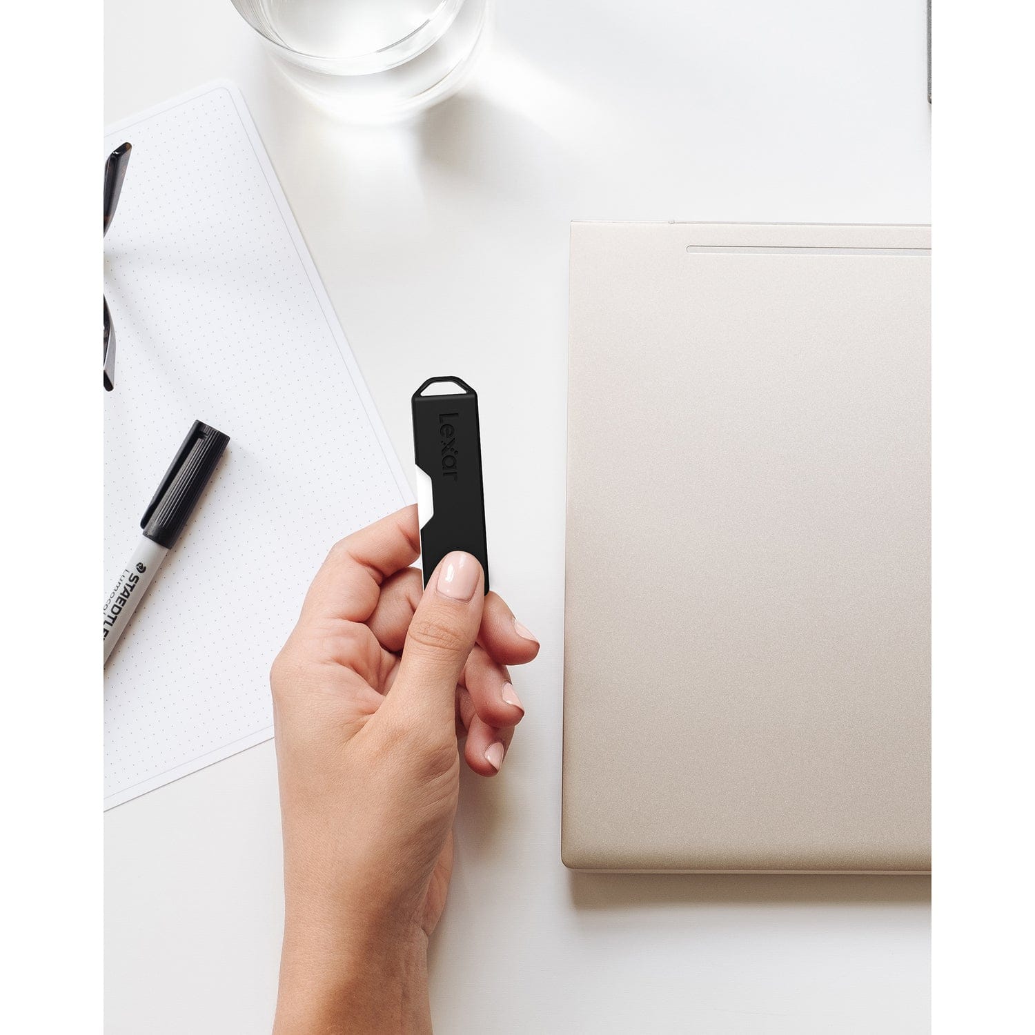 Lexar JumpDrive TwistTurn2 USB 2.0 Flash Drive, 32 GB