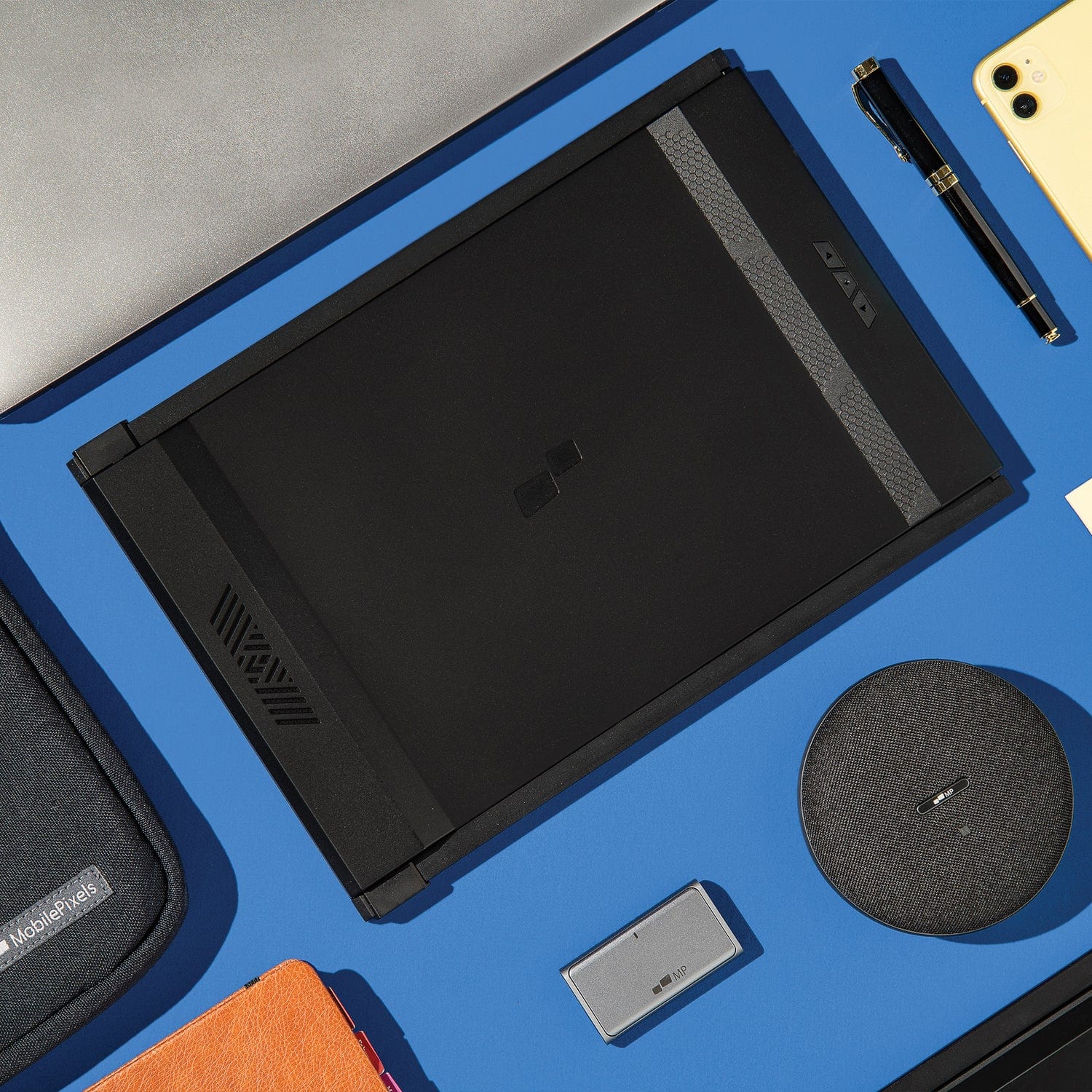 Mobile Pixels DUEX Max DS 14.1-In. IPS LCD Slide-out Display for Laptops