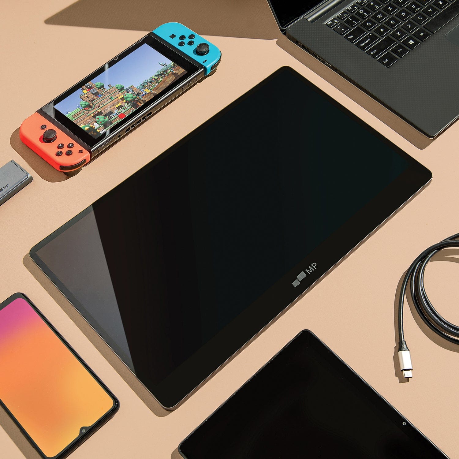 Mobile Pixels Glance Plus Portable 15.6-In. 1080p Full HD OLED Monitor