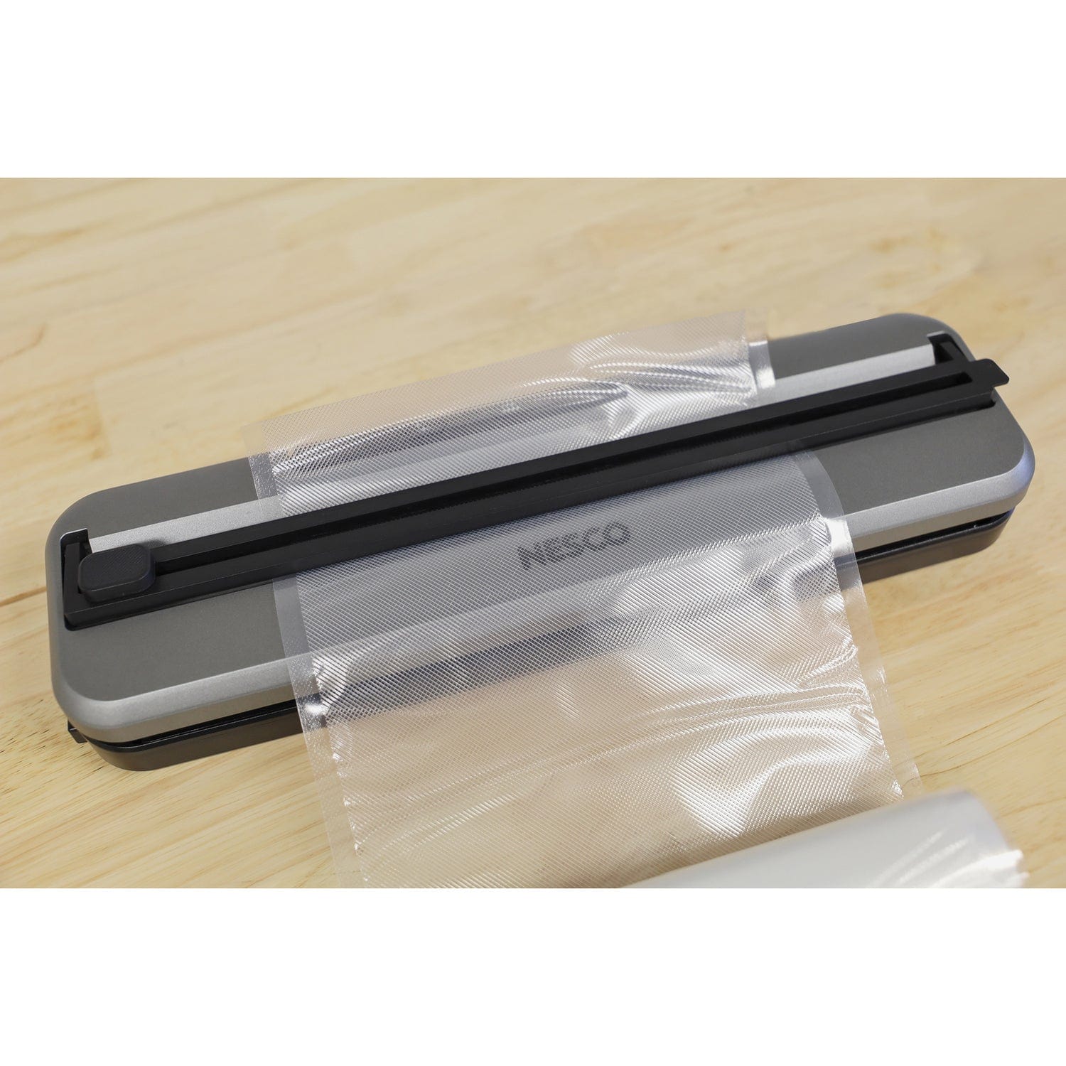 Nesco 100-Watt Compact Vacuum Sealer, VS-74S