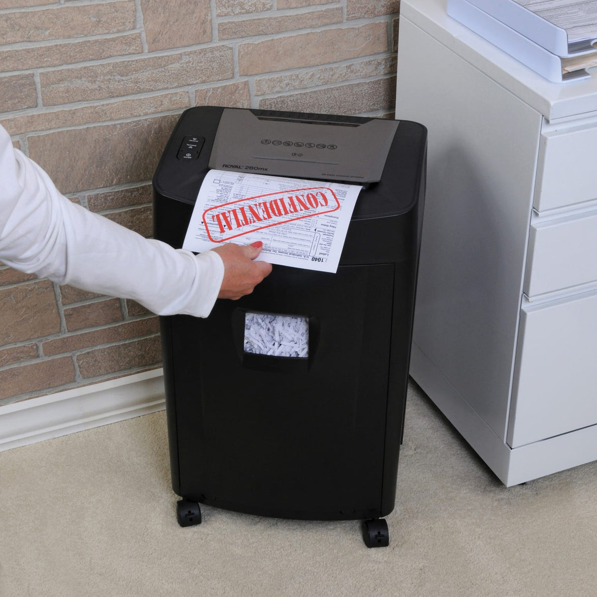 Royal 260MX 20-Sheet Crosscut Paper Shredder with Basket