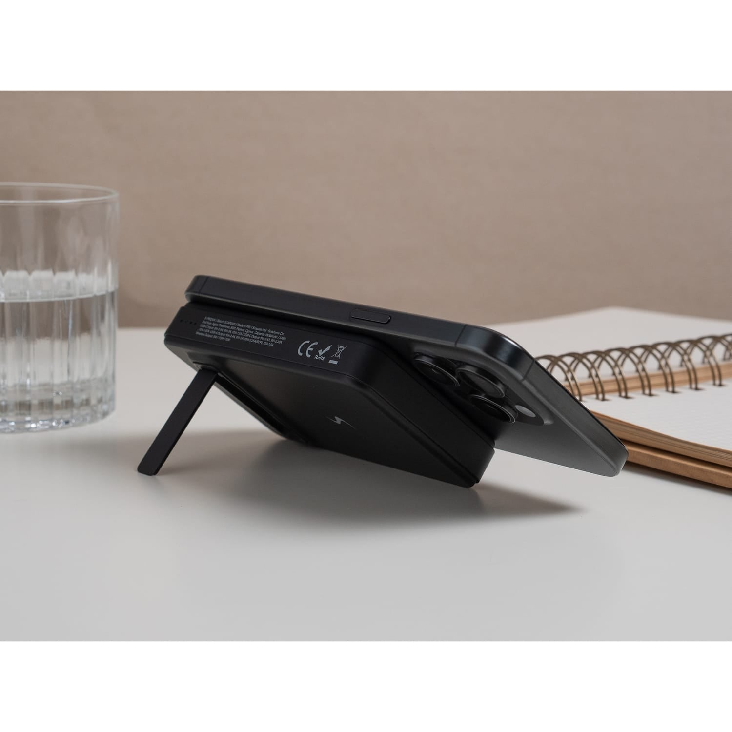 Scapade 10000-mAh MagPower Max Magnetic Qi v2.0 Portable Power Bank