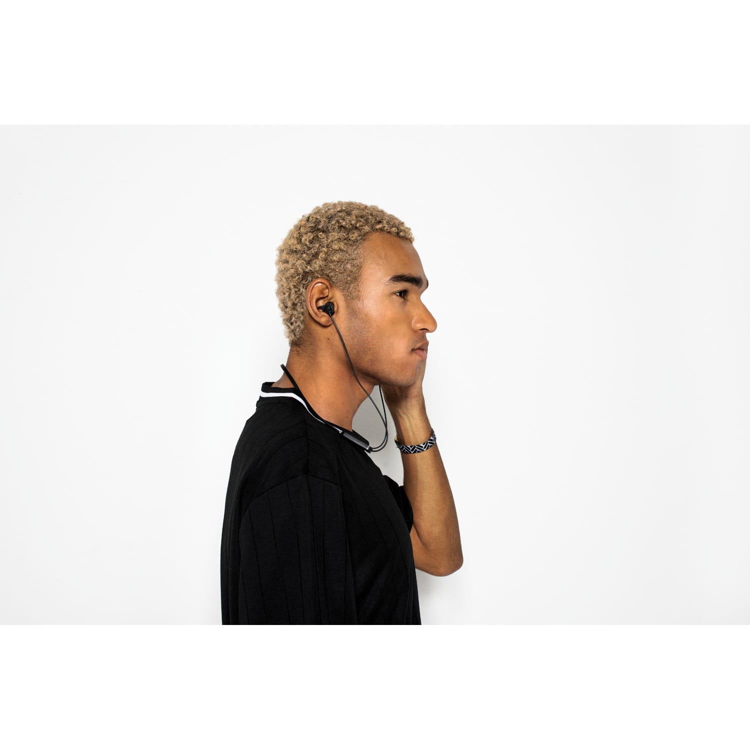Skullcandy Jib+ TWS Bluetooth In-Ear Neckband Earbuds with Integrated Mic/Remote, up to 6 Hours Play Time, Splash-Resistant