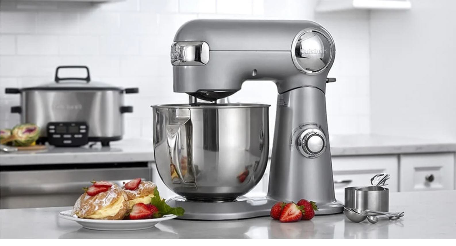 Cuisinart 5.5-Quart Stand Mixer, Brushed Chrome, Silver Lining - Certified Refurbished