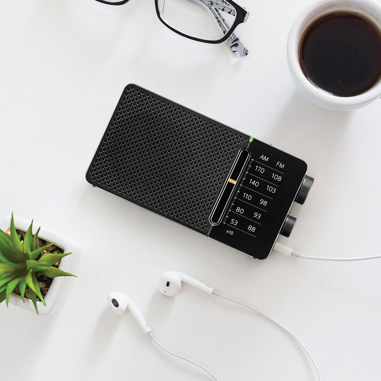 Sangean SR-36 Portable AM/FM Pocket Digital-Tuning Radio