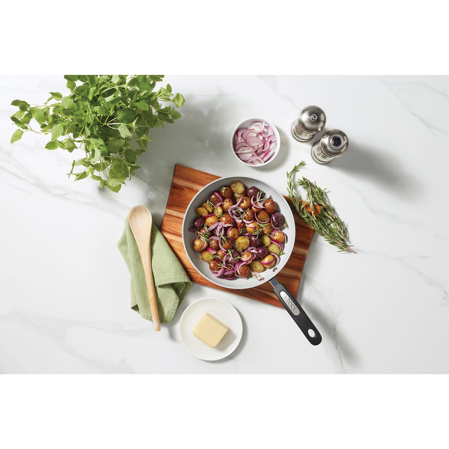 THE ROCK by Starfrit Terra 10-In. Ceramic Non-Stick Fry Pan