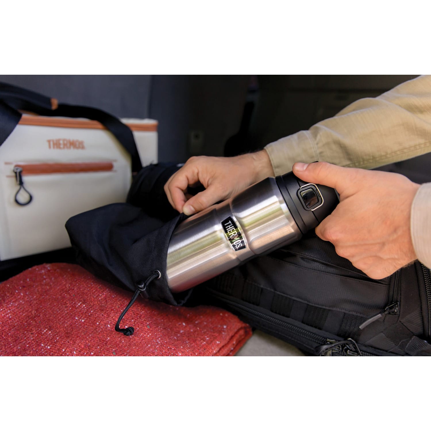 Thermos 24-Ounce Stainless King Vacuum-Insulated Stainless Steel Drink Bottle, Matte Steel