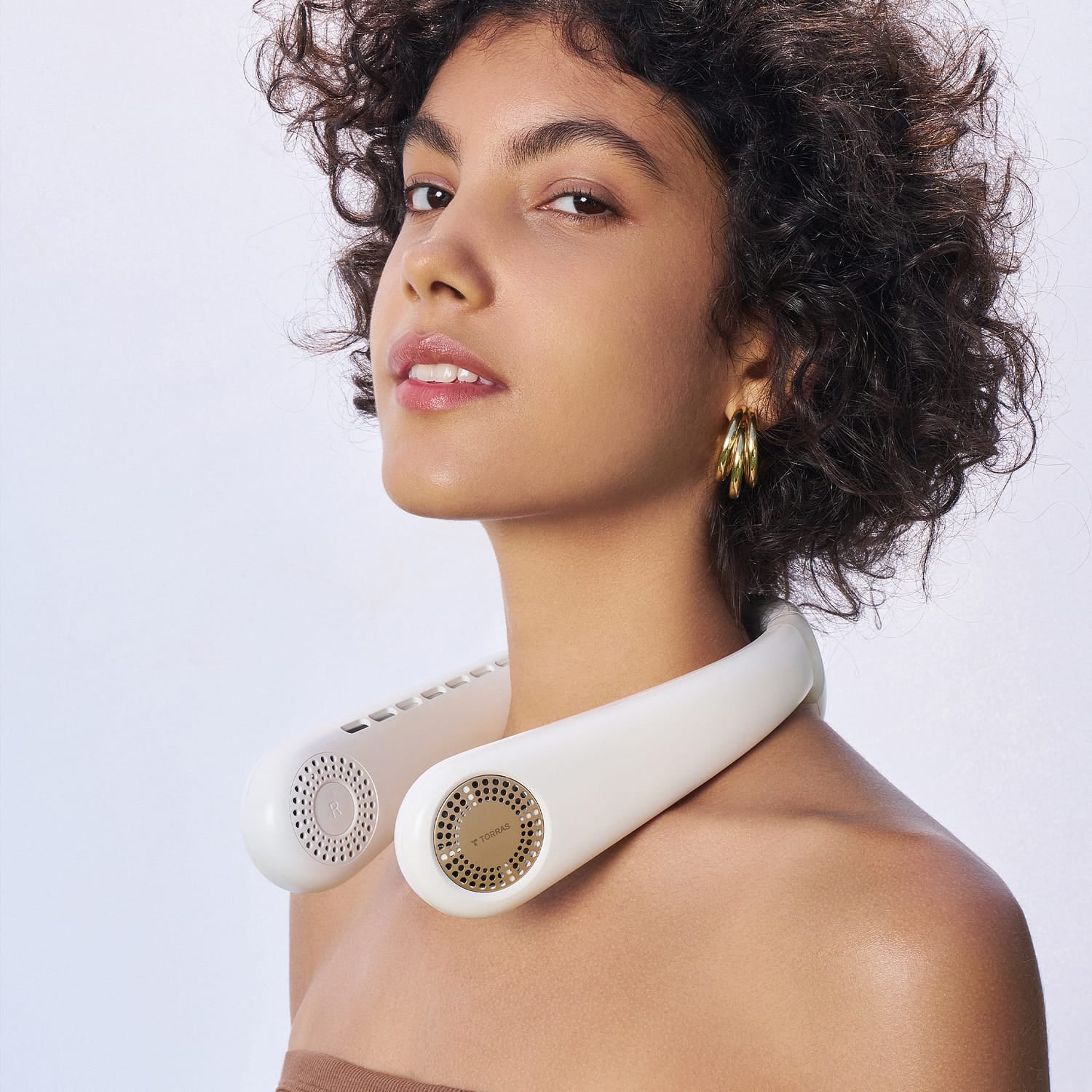 Torras Portable Neck Fan, COOLiFY Air Personal Wearable Neck Air Conditioner, Bladeless, 5000-mAh Rechargeable Battery, Golden White