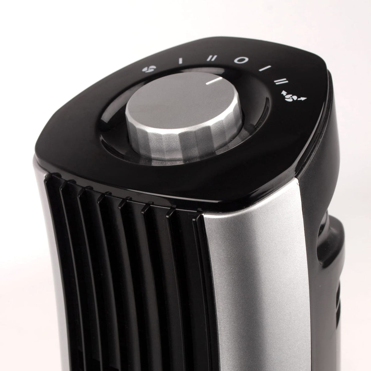 Black+Decker 14-In. 2-Speed Portable Mini Oscillating Tower Fan, Black and Silver, BFT114