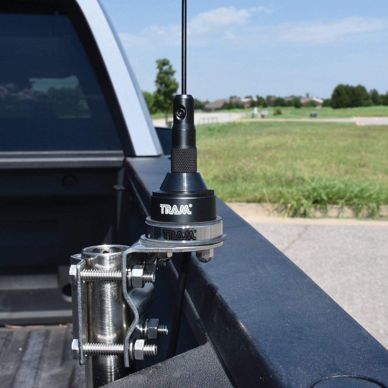 Tram Pretuned Dual-Band 140 MHz to 170 MHz VHF/430 MHz to 450 MHz UHF Amateur Radio Antenna with NMO Mounting