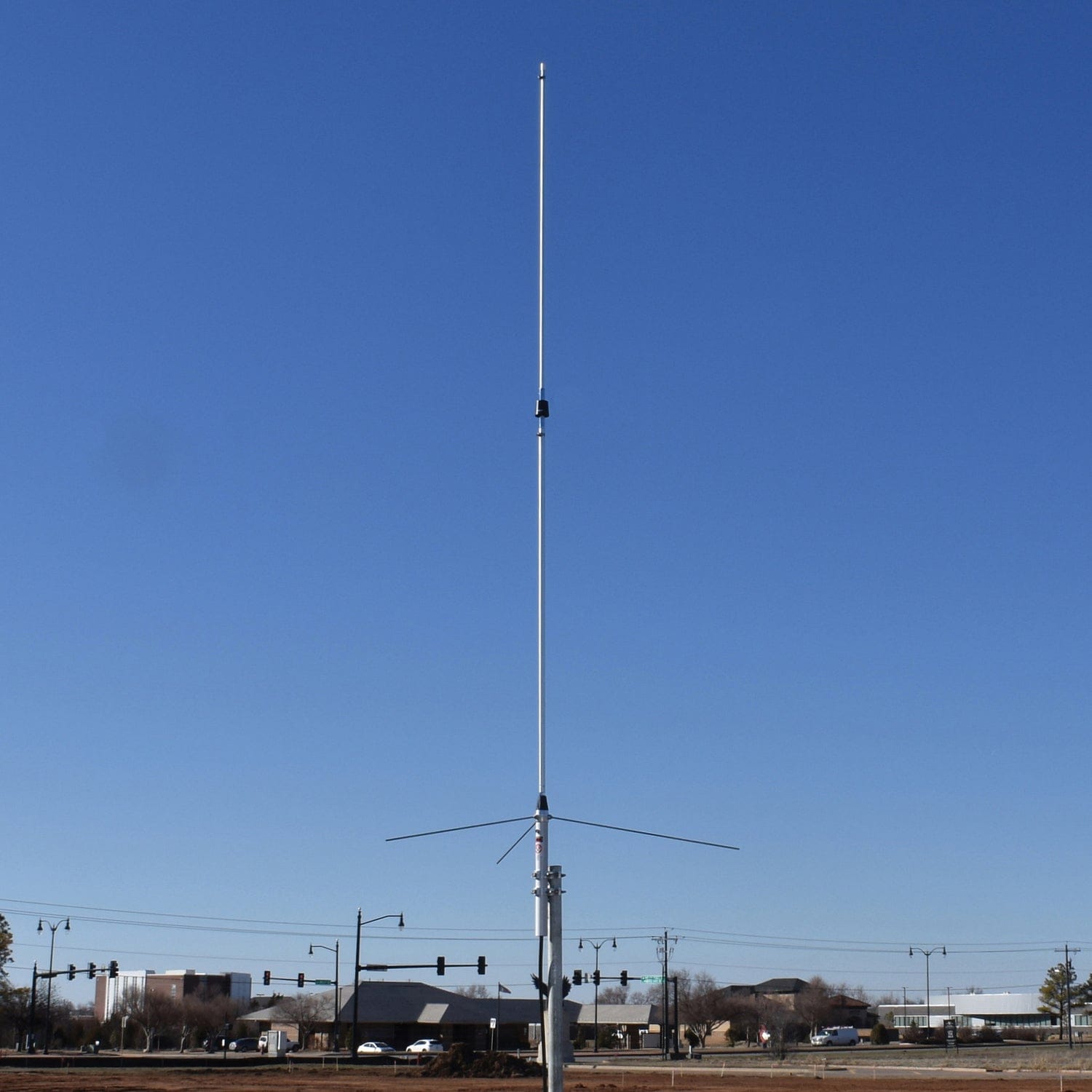 Tram 200-Watt 136 MHz to 174 MHz 6-dBd-Gain Aluminum Base Antenna with 50-Ohm UHF SO-239 Connector, 10 Feet