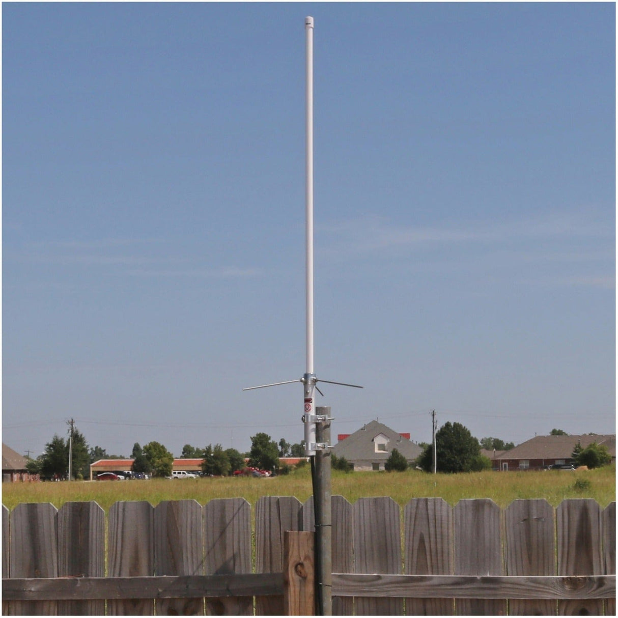 Tram Pre-Tuned 144 MHz–148 MHz VHF/430 MHz–460 MHz UHF Amateur Dual-Band Base Antenna with White Fiberglass, 1477