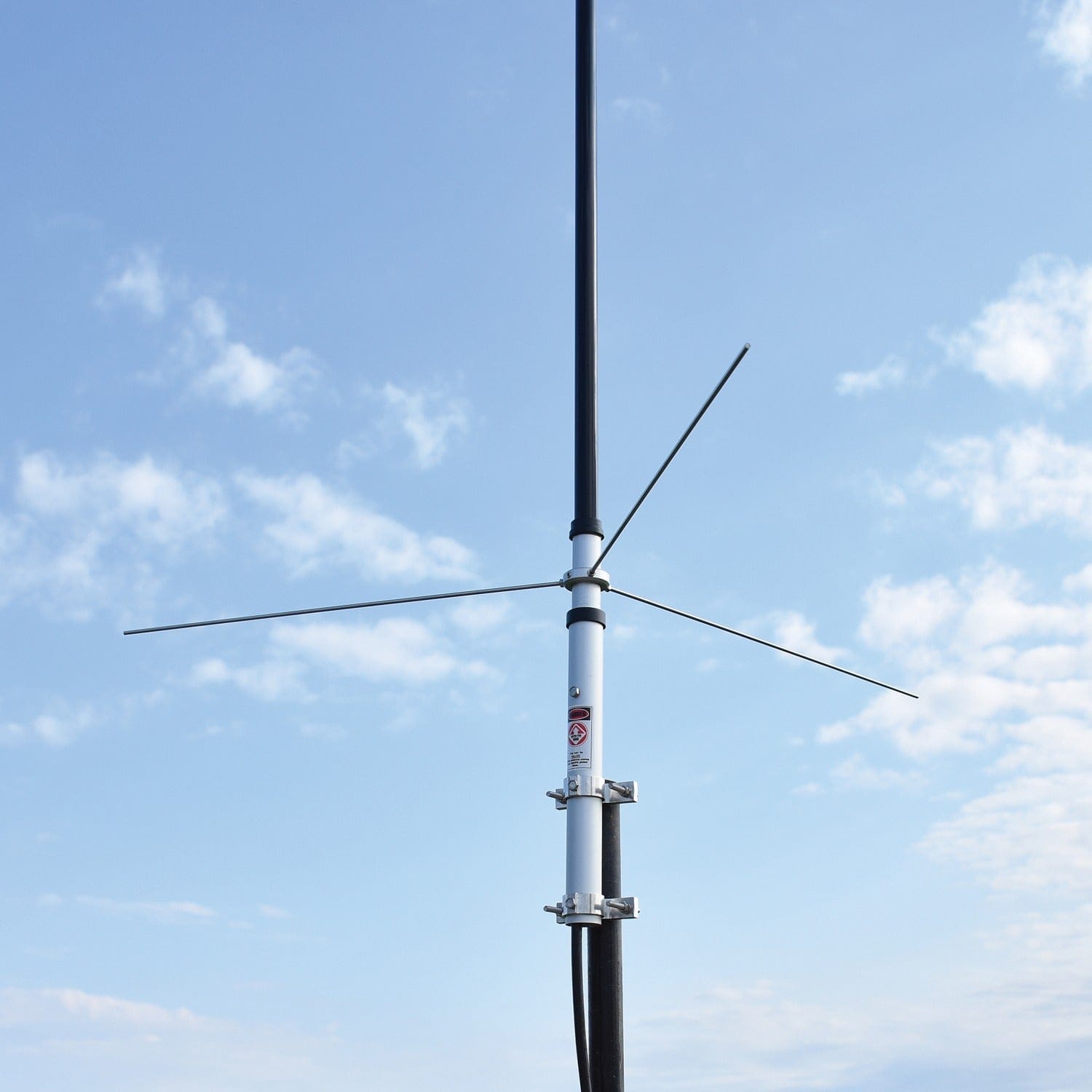 Tram 200-Watt Dual-Band 3-Section Fiberglass Base Antenna with 50-Ohm UHF SO-239 Connector, 17-Ft. Tall, Black