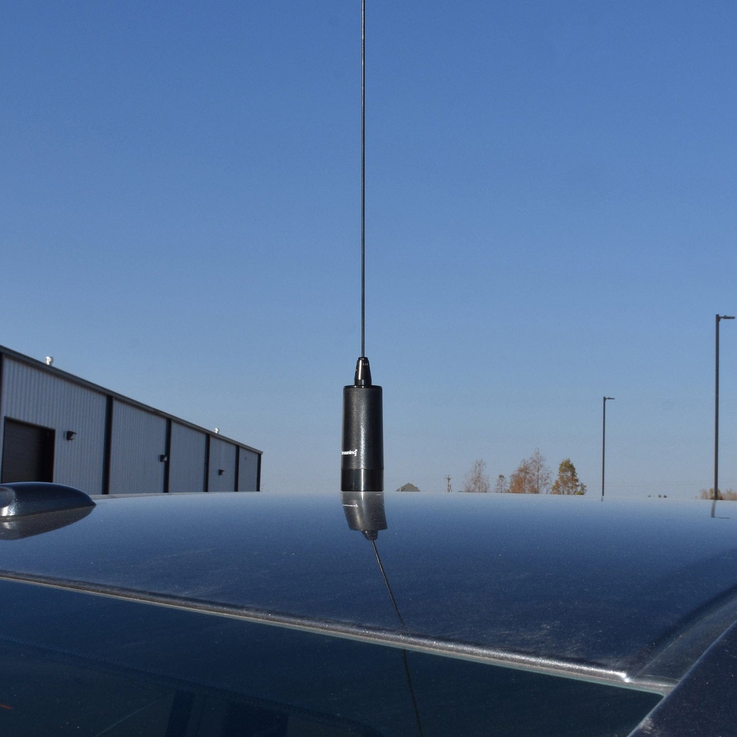 Browning 200-Watt Low-Band 26.5 MHz to 30 MHz Unity-Gain UHF Antenna with NMO Mounting, Black Base