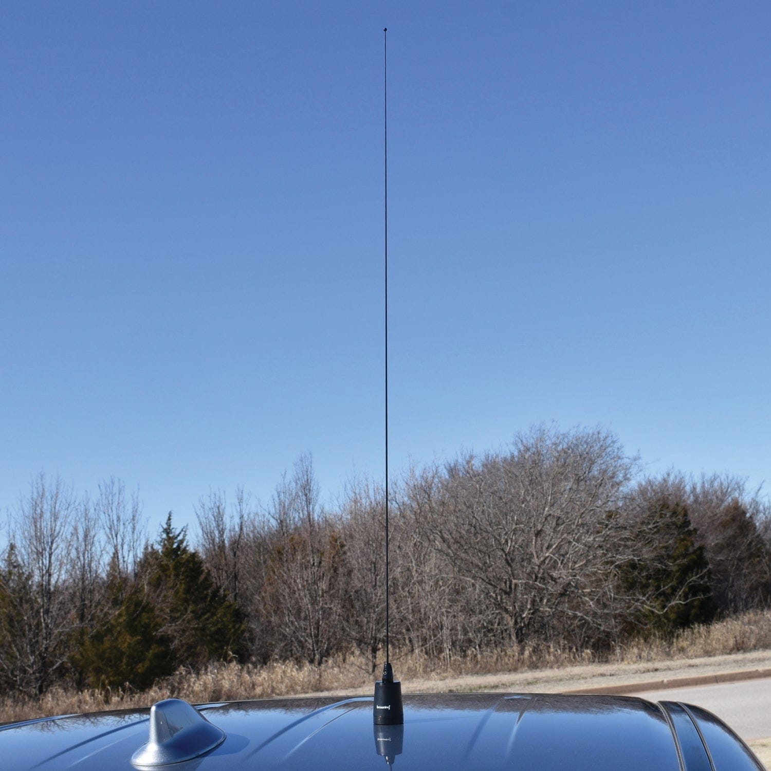 Browning 200-Watt Pretuned Wide-Band 144 MHz to 174 MHz 2.4-dBd-Gain VHF Black Antenna with NMO Mounting, BR-158-B