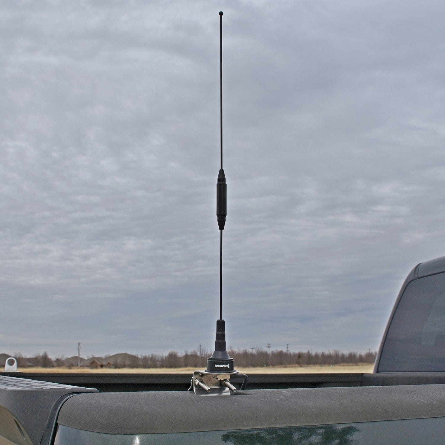 Browning 140 to 170 MHz VHF/430 to 470 MHz UHF Pre-Tuned Dual Band NMO Antenna, BR-179