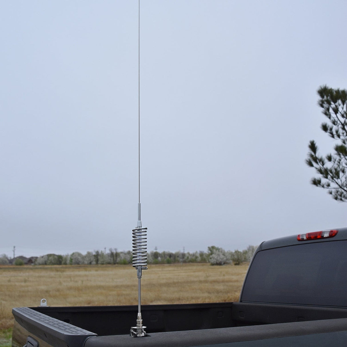 Browning 10000-Watt High-Performance 25 MHz to 30 MHz Broad-Band Round-Coil CB Antenna, 63 In. Tall, BR-28