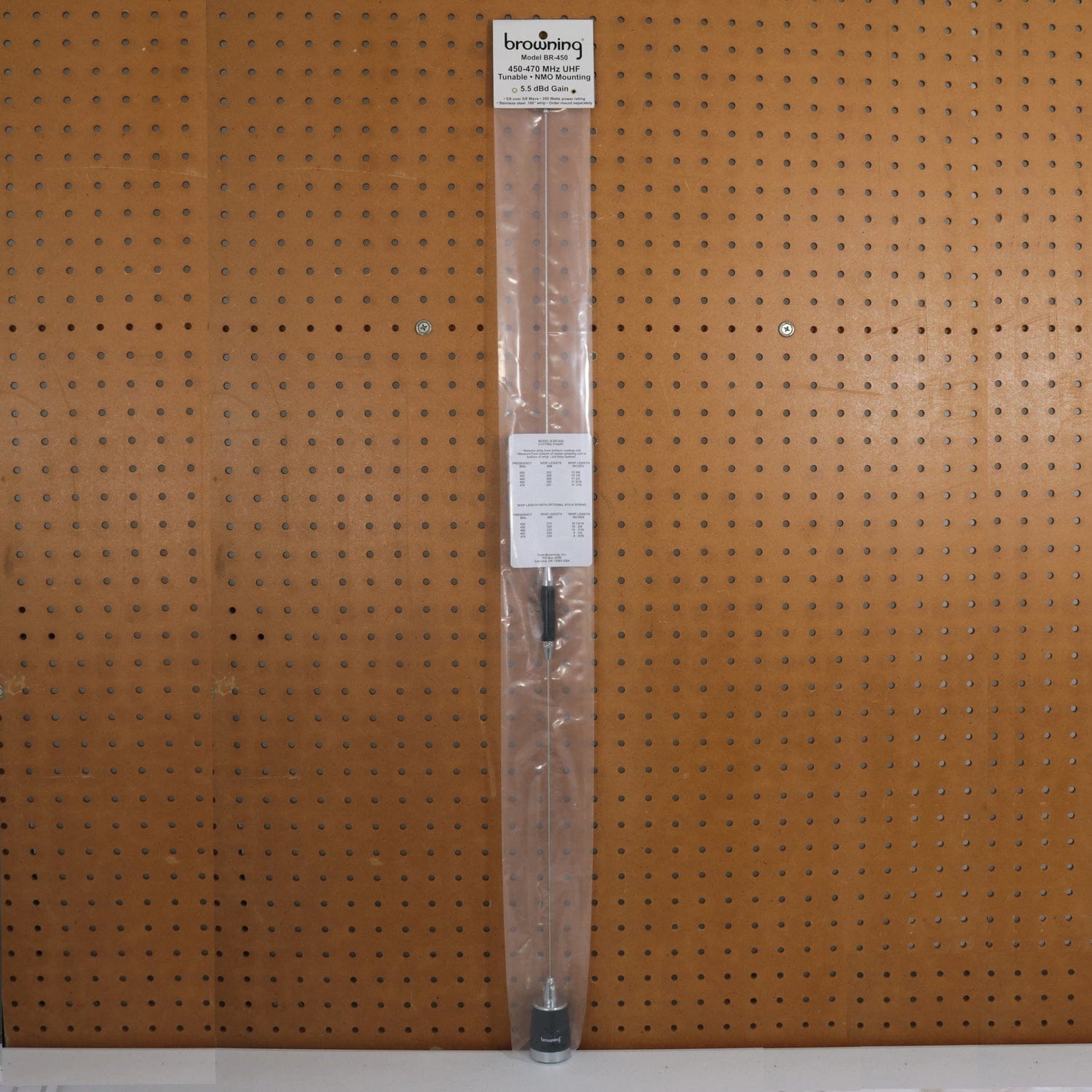 Browning 200-Watt 450 MHz to 470 MHz 5.5-dBd-Gain UHF Antenna with NMO Mounting, BR-450
