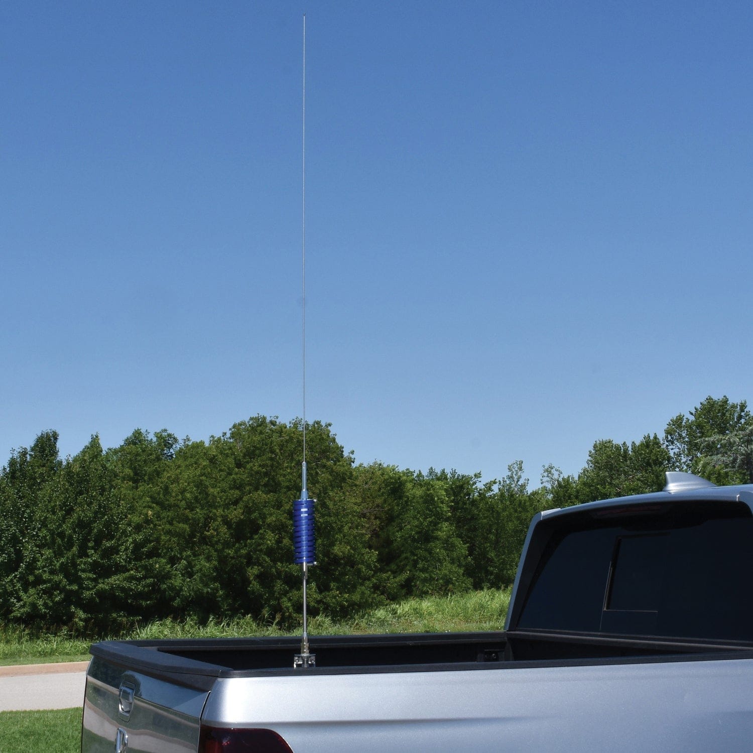 Browning 63-In. 15000-Watt Flat-Coil CB Antenna with 6-In. Shaft, BR-91, Blue