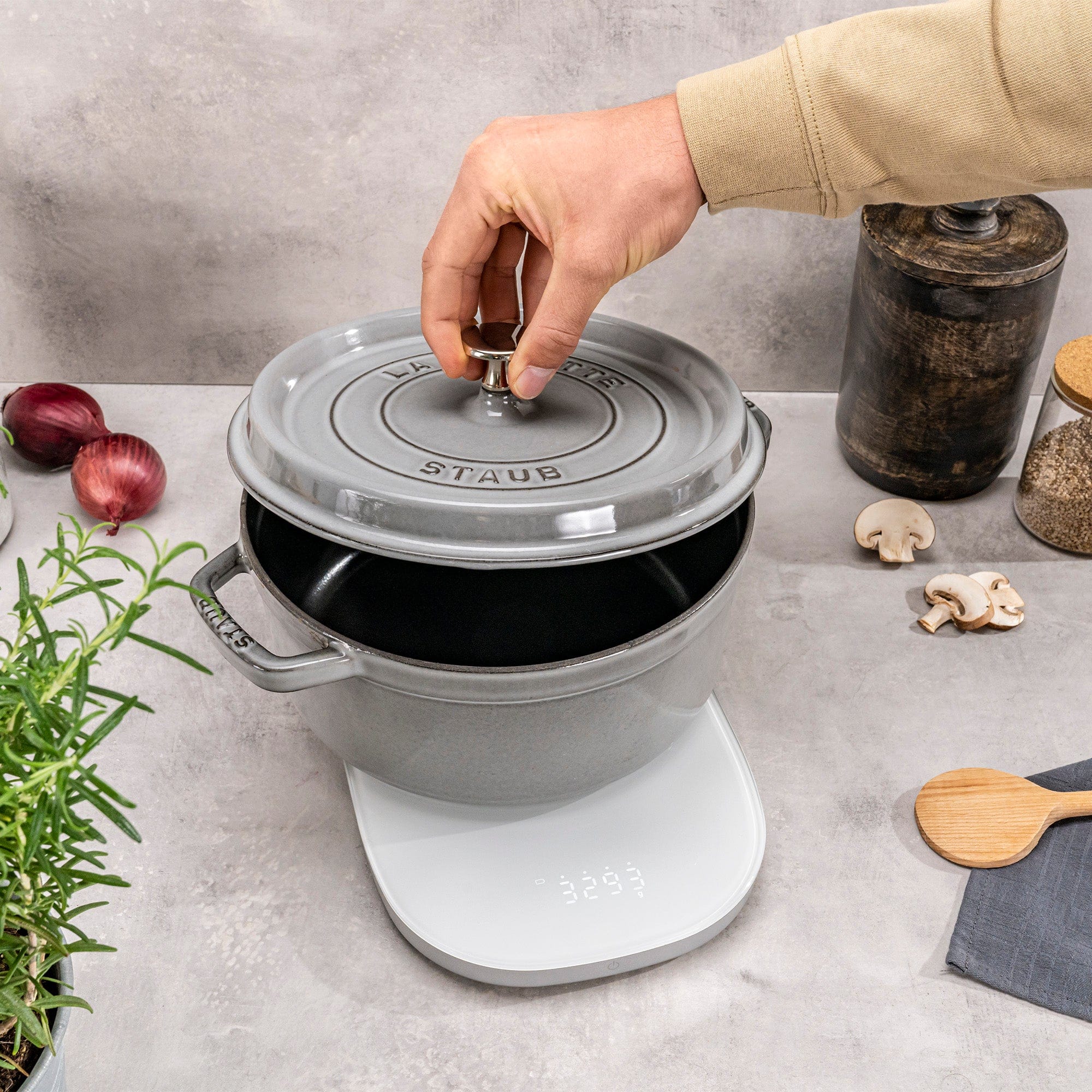 Zwilling Enfinigy Wireless 2-in-1 Charging Kitchen Scale, White