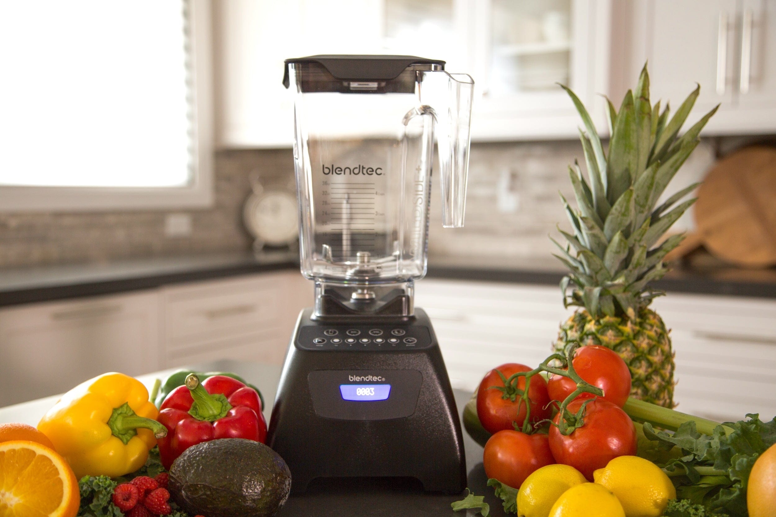 Blendtec Classic 575 Blender with 90oz WildSide+ Jar Black - Certified Refurbished